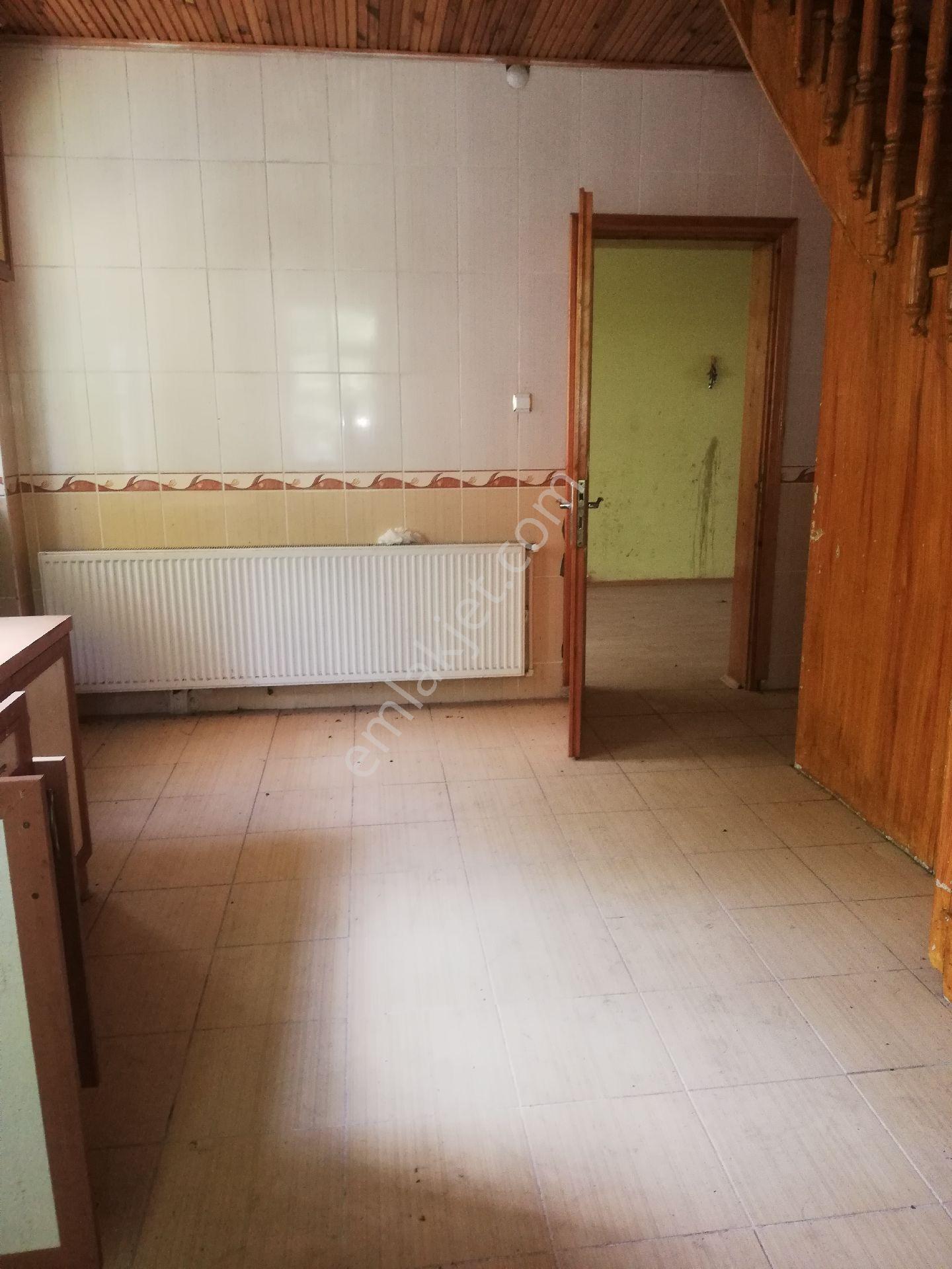Kastamonu İnebolu Aşağı Hatıpbağı Mahallesinde Satılık Müstakil Ev - Görsel 21