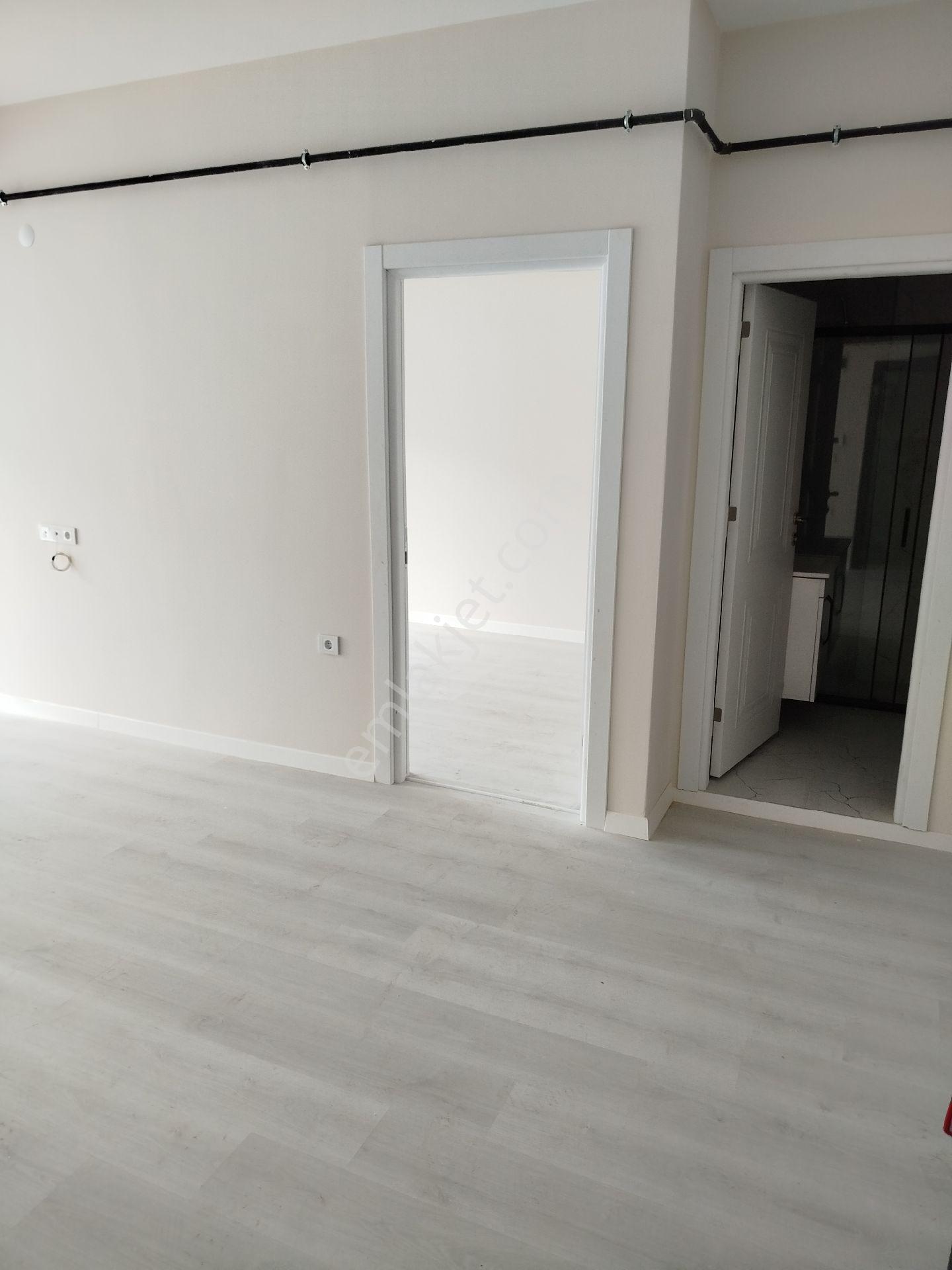 Çorlu/danış Lıfe Sitesinde Havuz Cephe Kiralık 1+1 Daire - Görsel 14