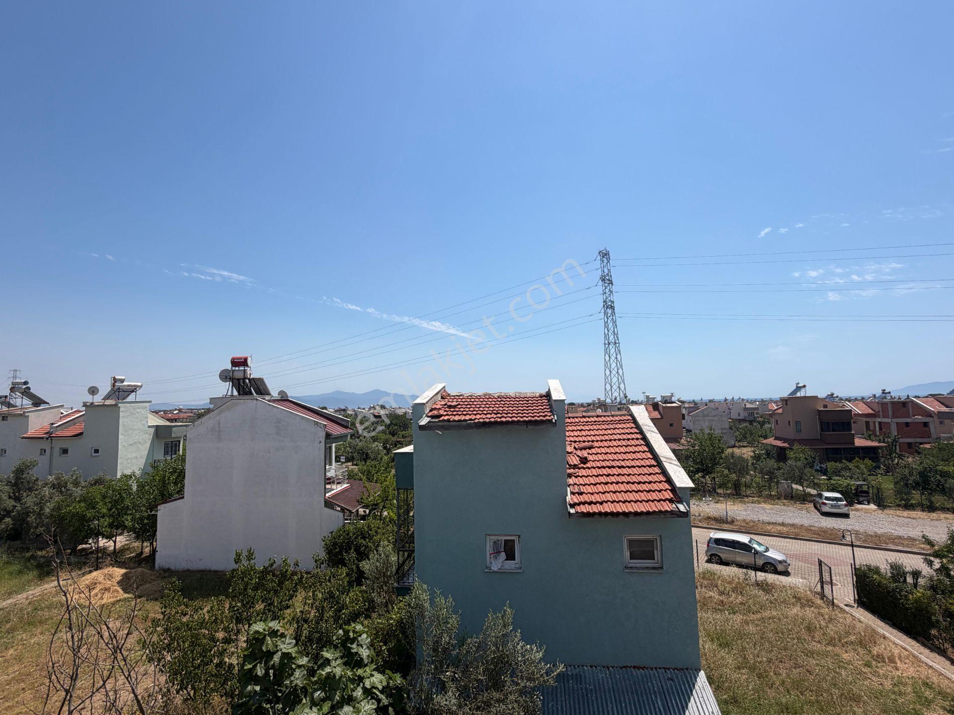 Ümmetoğlu'ndan Gazeteciler Sitesinde 4+1 Bahçeli Tripleks Villa Denize 900 Metre - Görsel 11