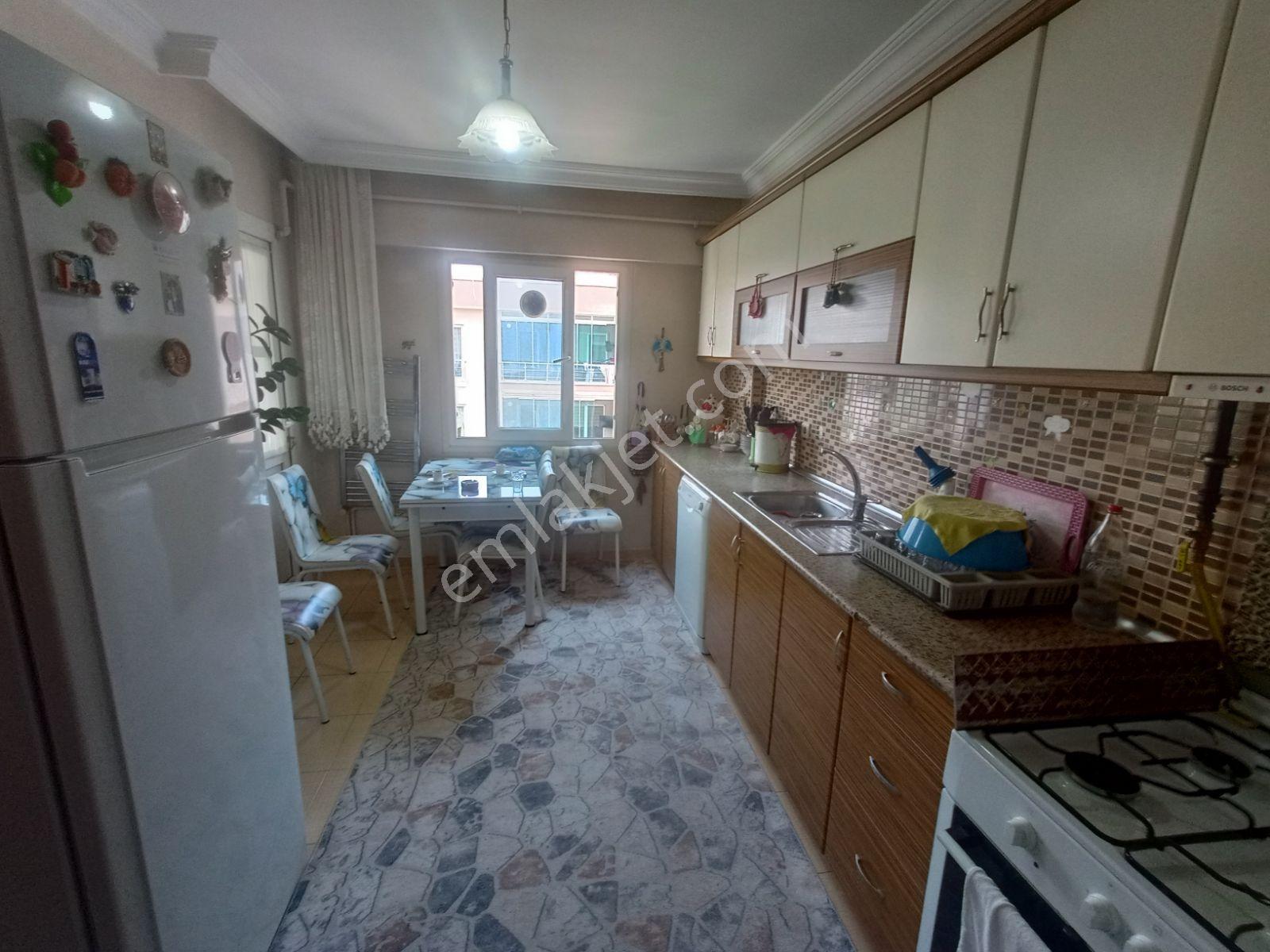 Site İçinde Arakat Ferah Fırsat 3+1 140 M2 Daire - Görsel 11