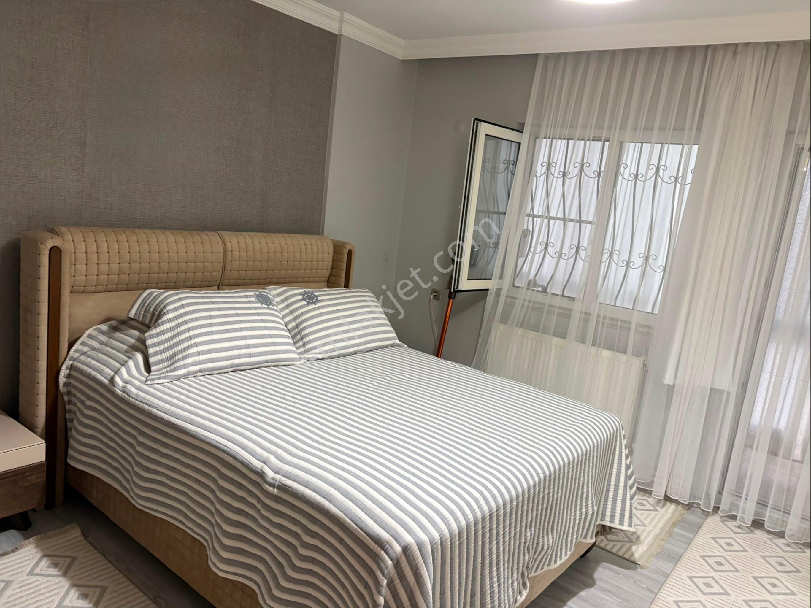 Aydın Efeler Alt Efeler Mahallesinde Kiralık 3+1 Daire - Görsel 4