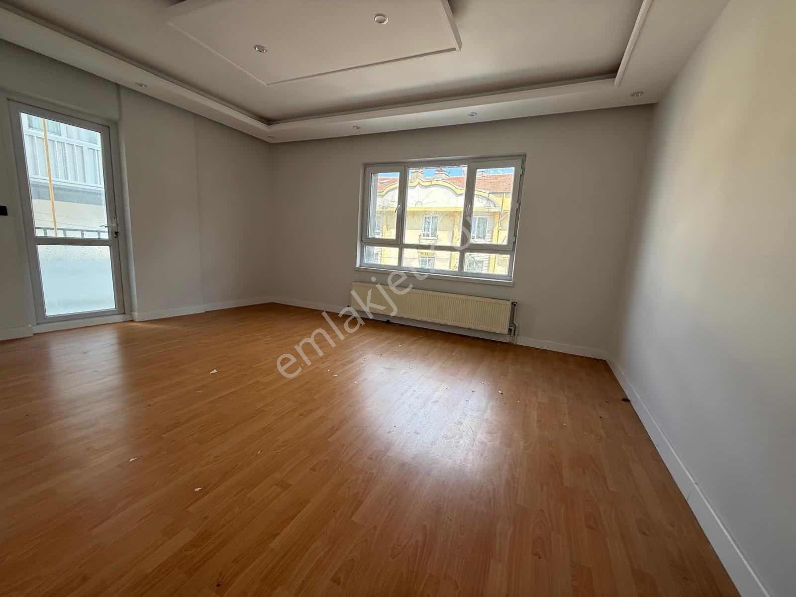 Yayla Mah.de 3+1 Ön Cephe Asansörlü 1.kat Kiralık Daire - Görsel 34