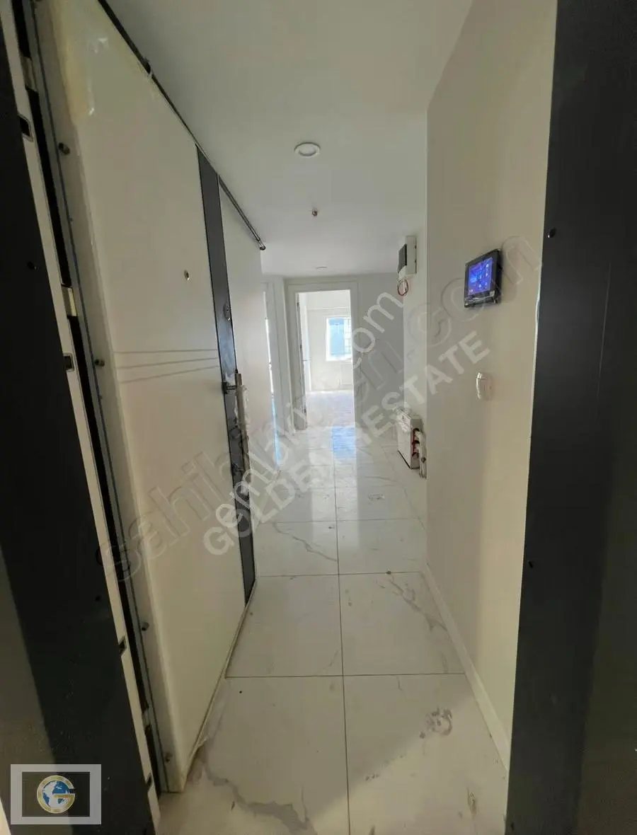 Selvi Park Evleri'nde Peyzaj Cephe Ferah Satılık 3+1 Daire