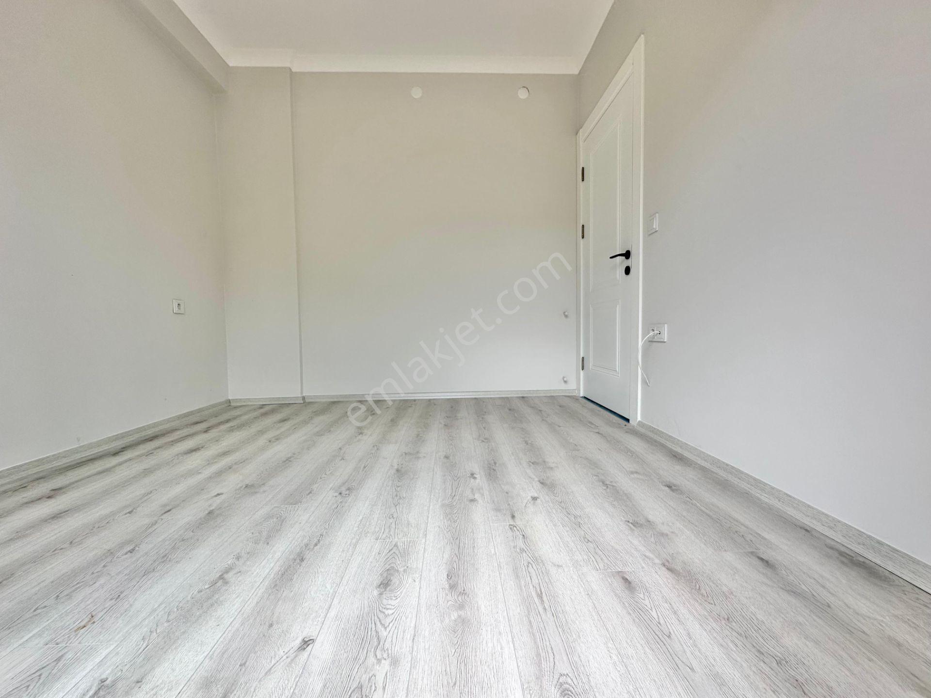 ꧁ay Emlaktan꧂küçükkuyu Mıhlı'da Bahçe Kullanımlı Ayrı Mutfak Denize 500 Metre Satılık 2+1 Daire - Görsel 28