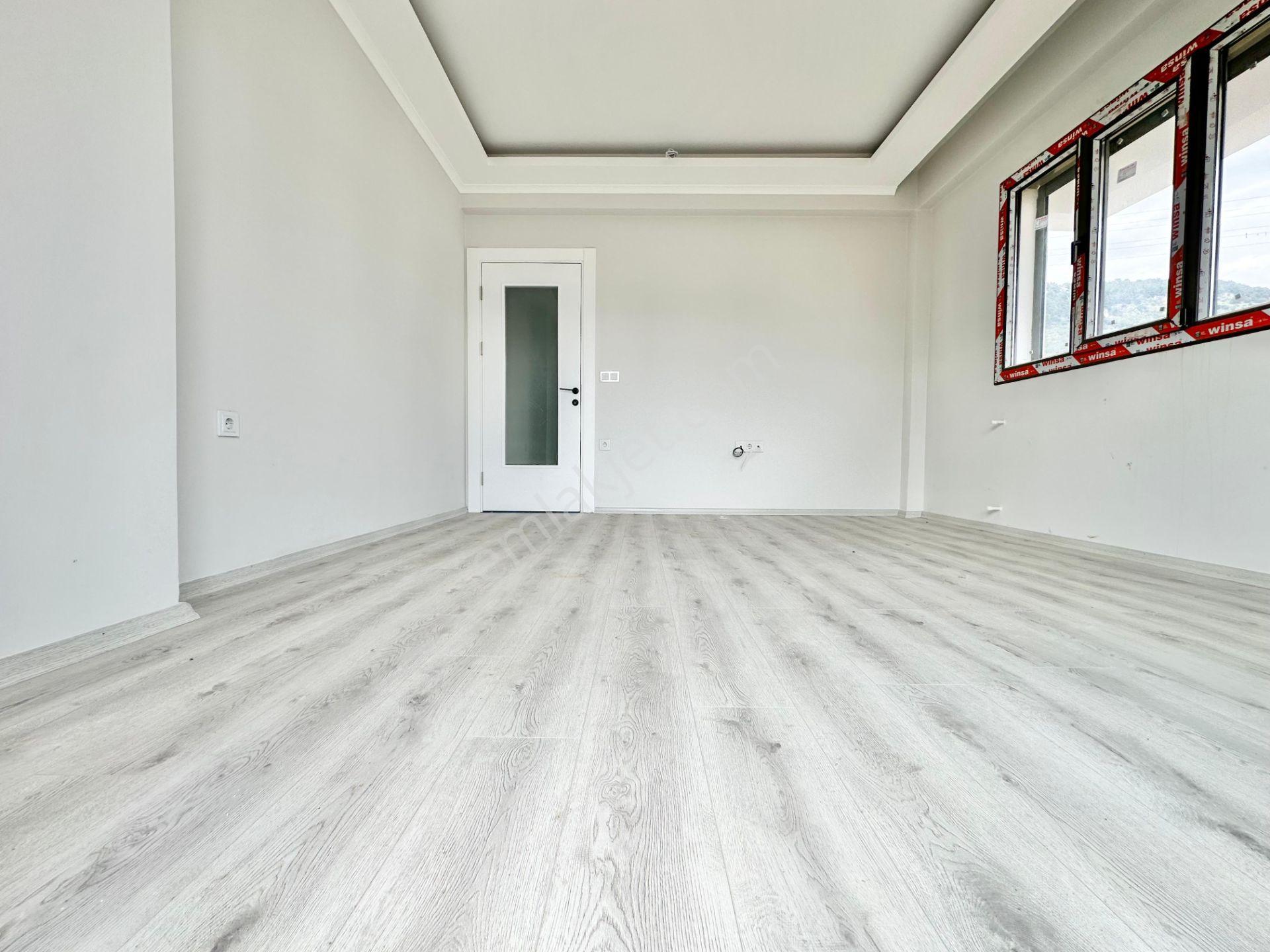 ꧁ay Emlaktan꧂küçükkuyu Mıhlı'da Bahçe Kullanımlı Ayrı Mutfak Denize 500 Metre Satılık 2+1 Daire - Görsel 20