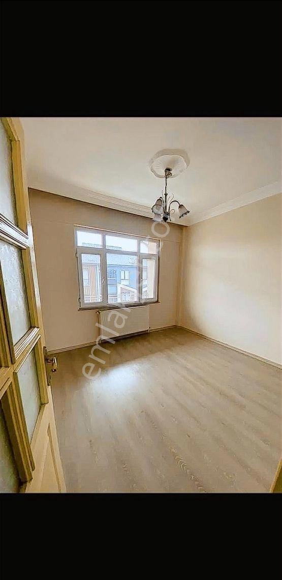 Gönen Belediyesi Karşısı 3+1 Geniş Ferah 125m2 2.700.000tl - Görsel 13