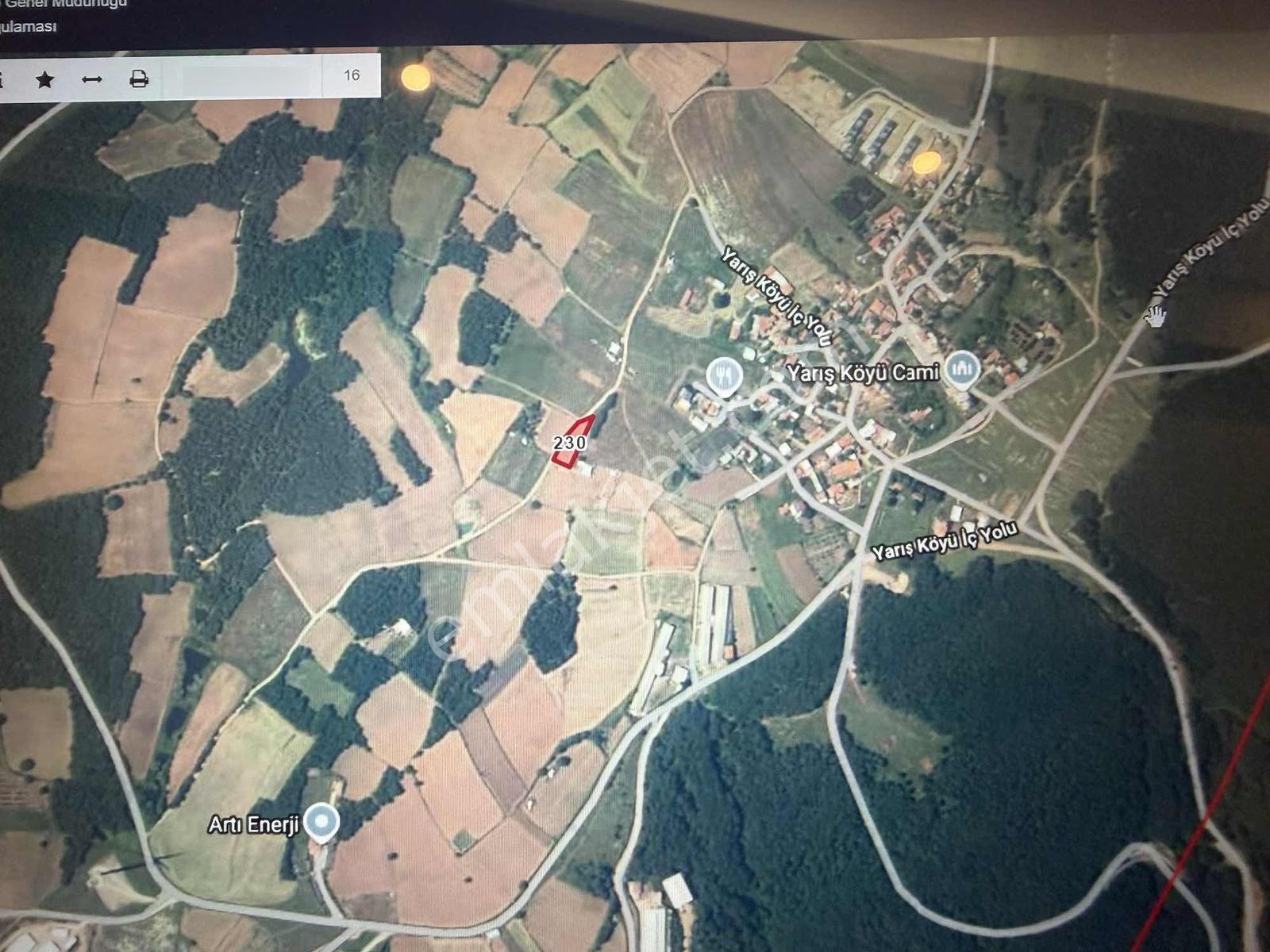 Karacabey Yarışta Yola Cepheli 1200 M² Satılık Tarla
