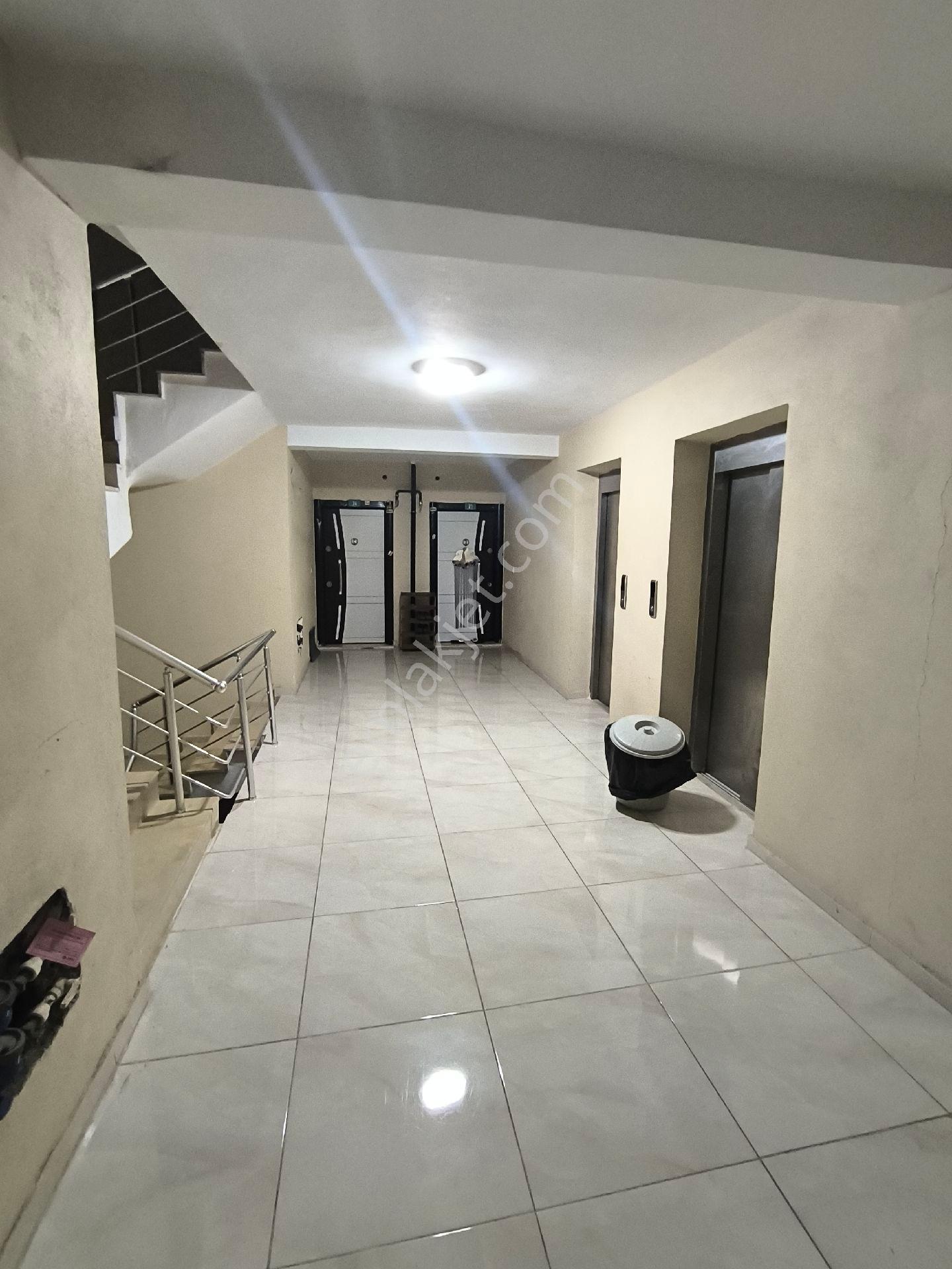 Demirhan Emlak'tan Uygun Fiyata Kiralık 1+1 Geniş Oturum - Görsel 13