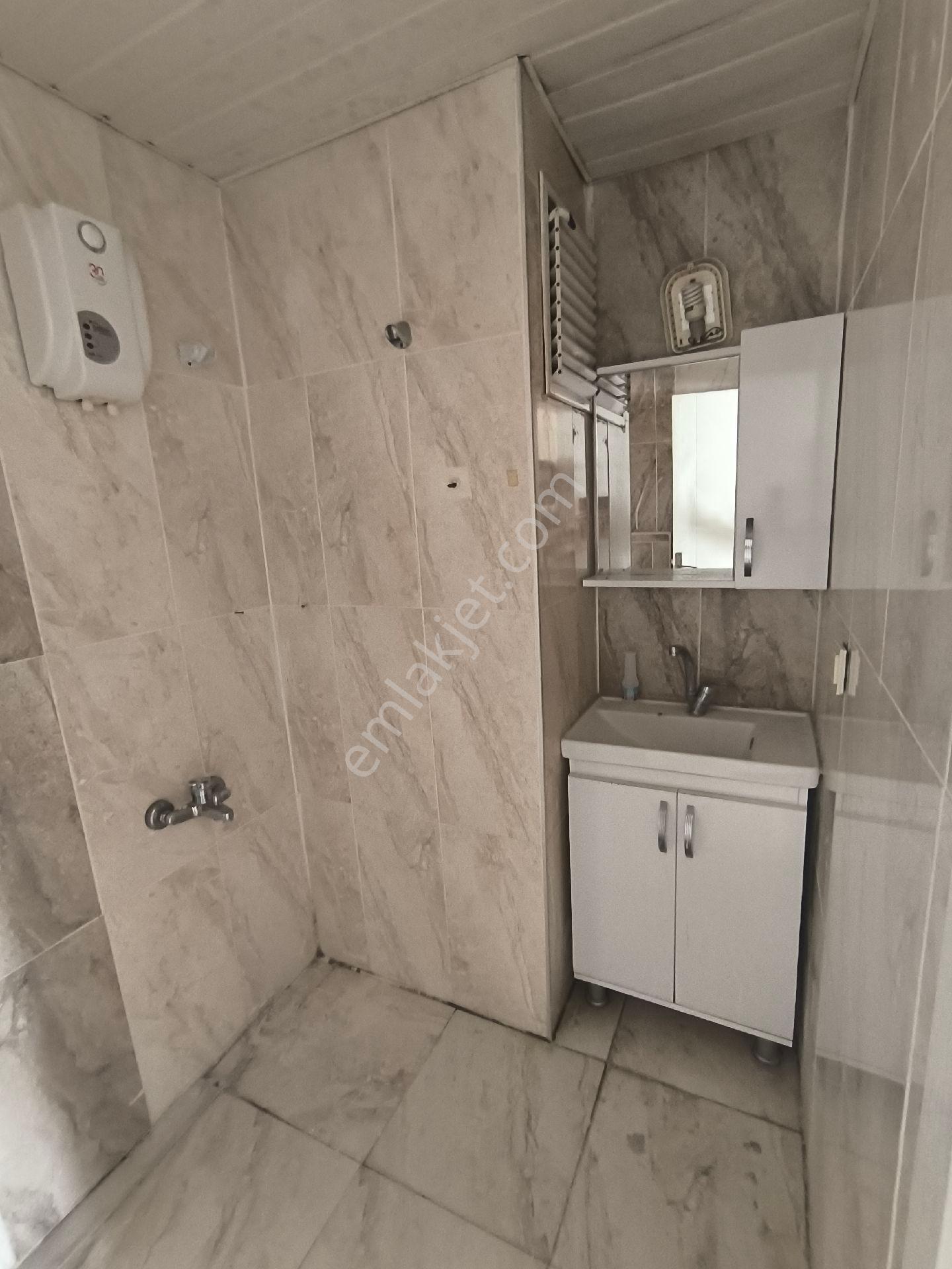 Demirhan Emlak'tan Uygun Fiyata Kiralık 1+1 Geniş Oturum - Görsel 10