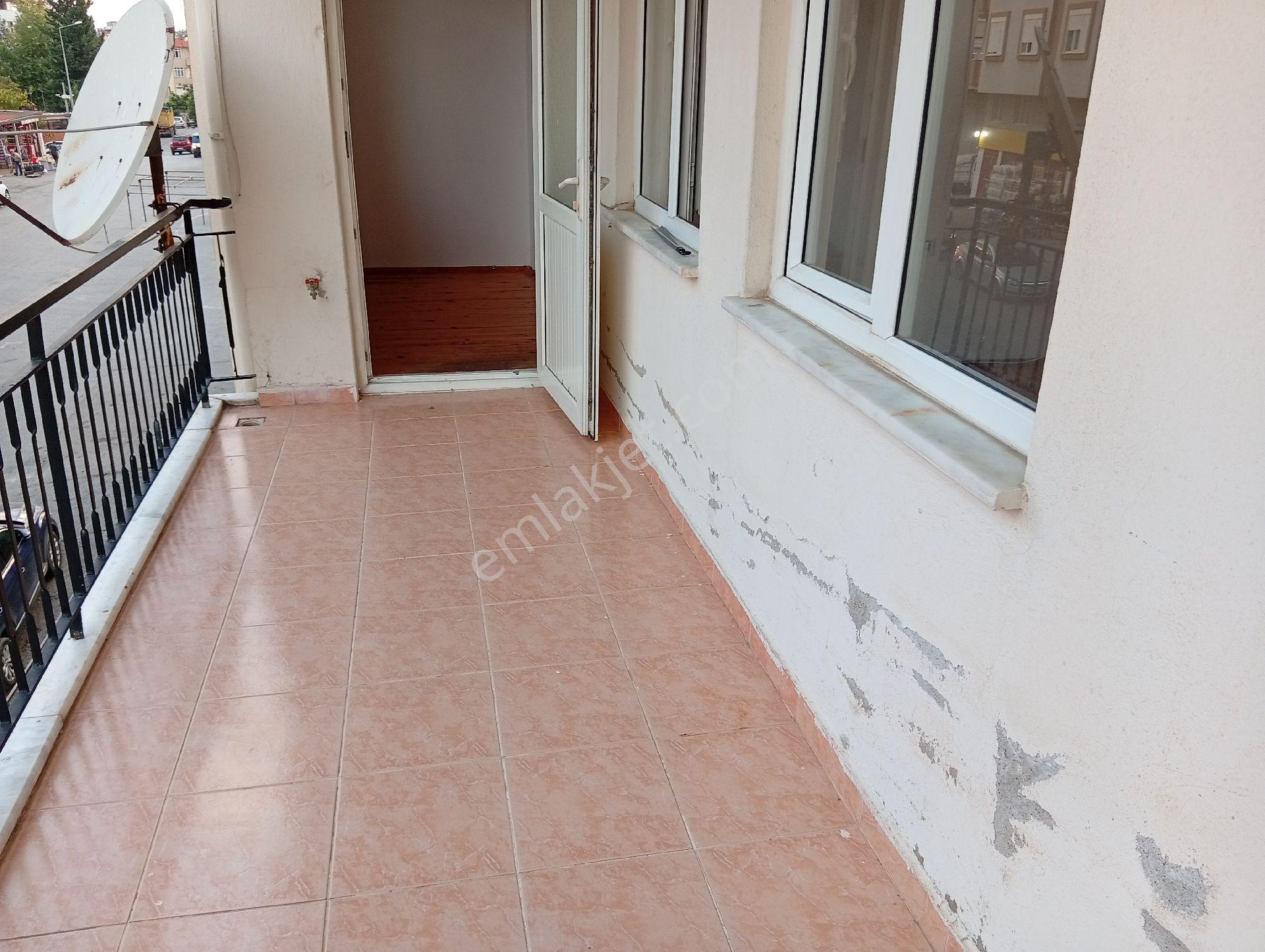 İdamax'tan Barbaros'ta 3+1 Ara Kat Asansörlü Kiralık Daire - Görsel 9