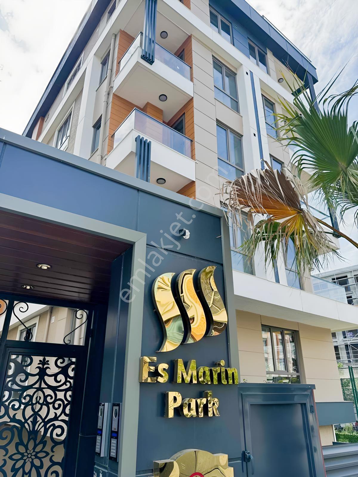 Beylikdüzü Dereağzı Mahallesi Es Marin Park Sitesi 3+1 Daire - Görsel 12