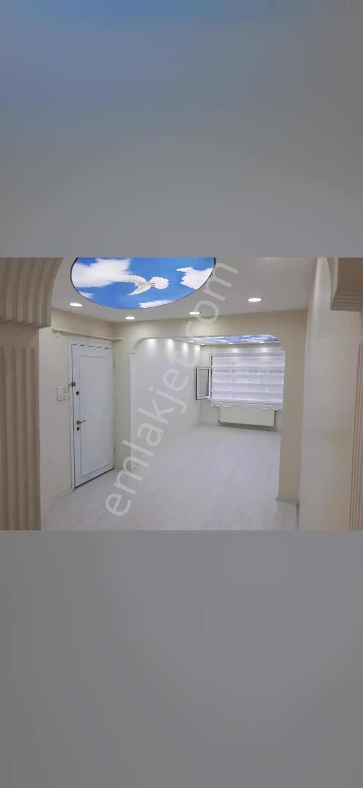 Sümbülefendi Hacıkadın Cd No.110 2+1 75m2 Yüksek Giriş Kiracılı - Görsel 14