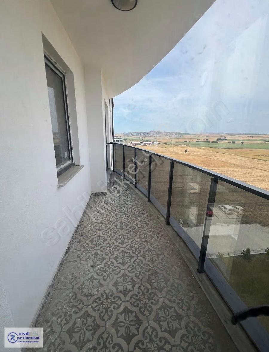 Laçin Rezidans Ted Koleji Karşısı Arakat Kiralık 2+1 Lüks Daire - Görsel 9