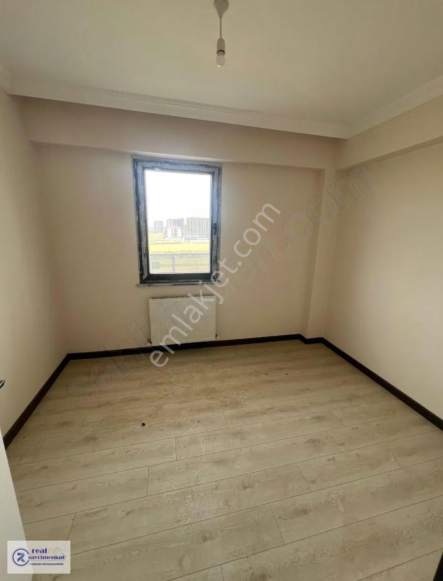 Laçin Rezidans Ted Koleji Karşısı Arakat Kiralık 2+1 Lüks Daire - Görsel 17