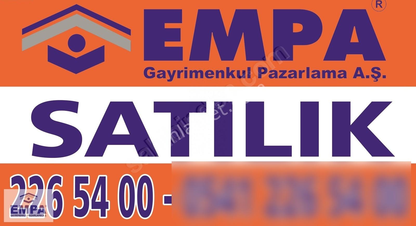 Empa'dan Kalkanlı Mahallesi Köyiçinde 1.530m² Avlulu Ev Ahır - Görsel 5