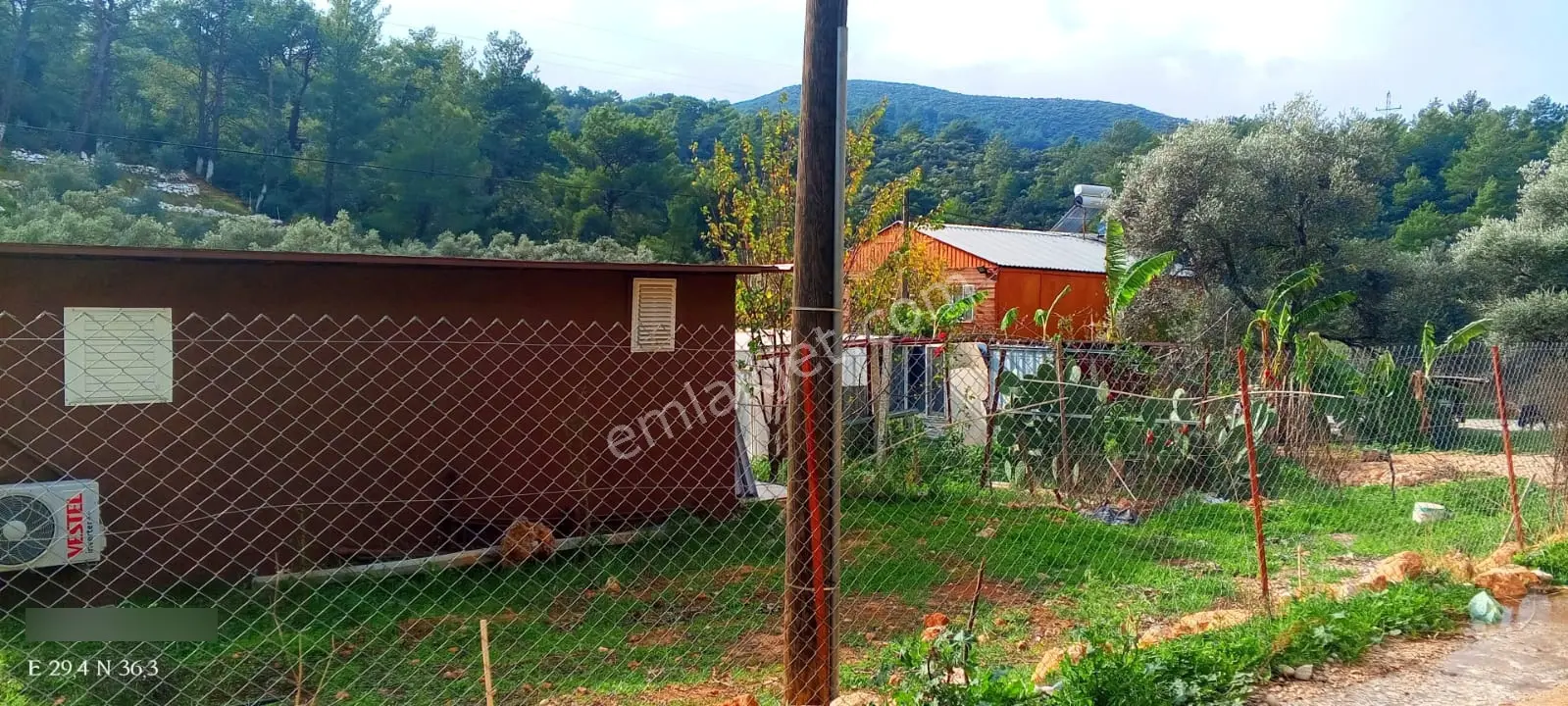 Kaş Yeşilköy'de 4 Dönüm İçinde Havuzlu Çiftlik Evi Ve Müştemilat