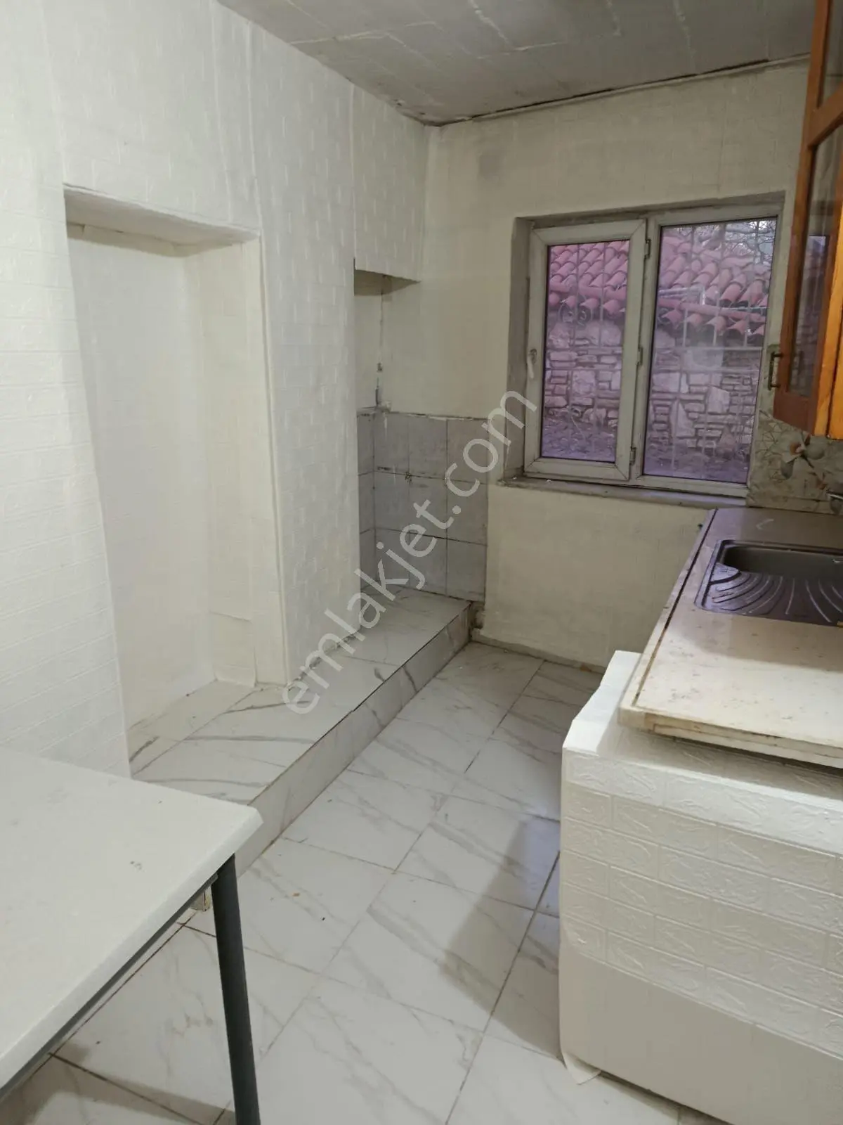 Muğla Menteşe Şahidi Camiine Sınır 1+1 Teraslı Kiralık Daire - Görsel 2
