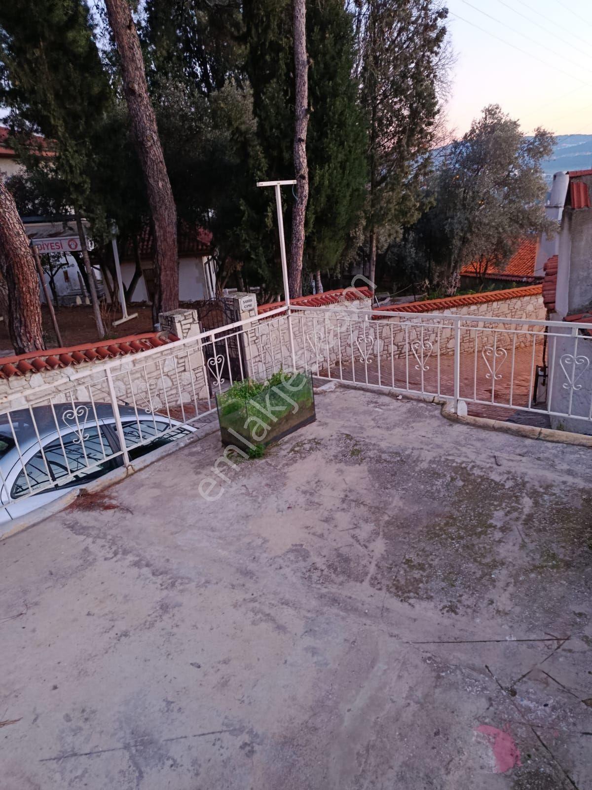 Muğla Menteşe Şahidi Camiine Sınır 1+1 Teraslı Kiralık Daire