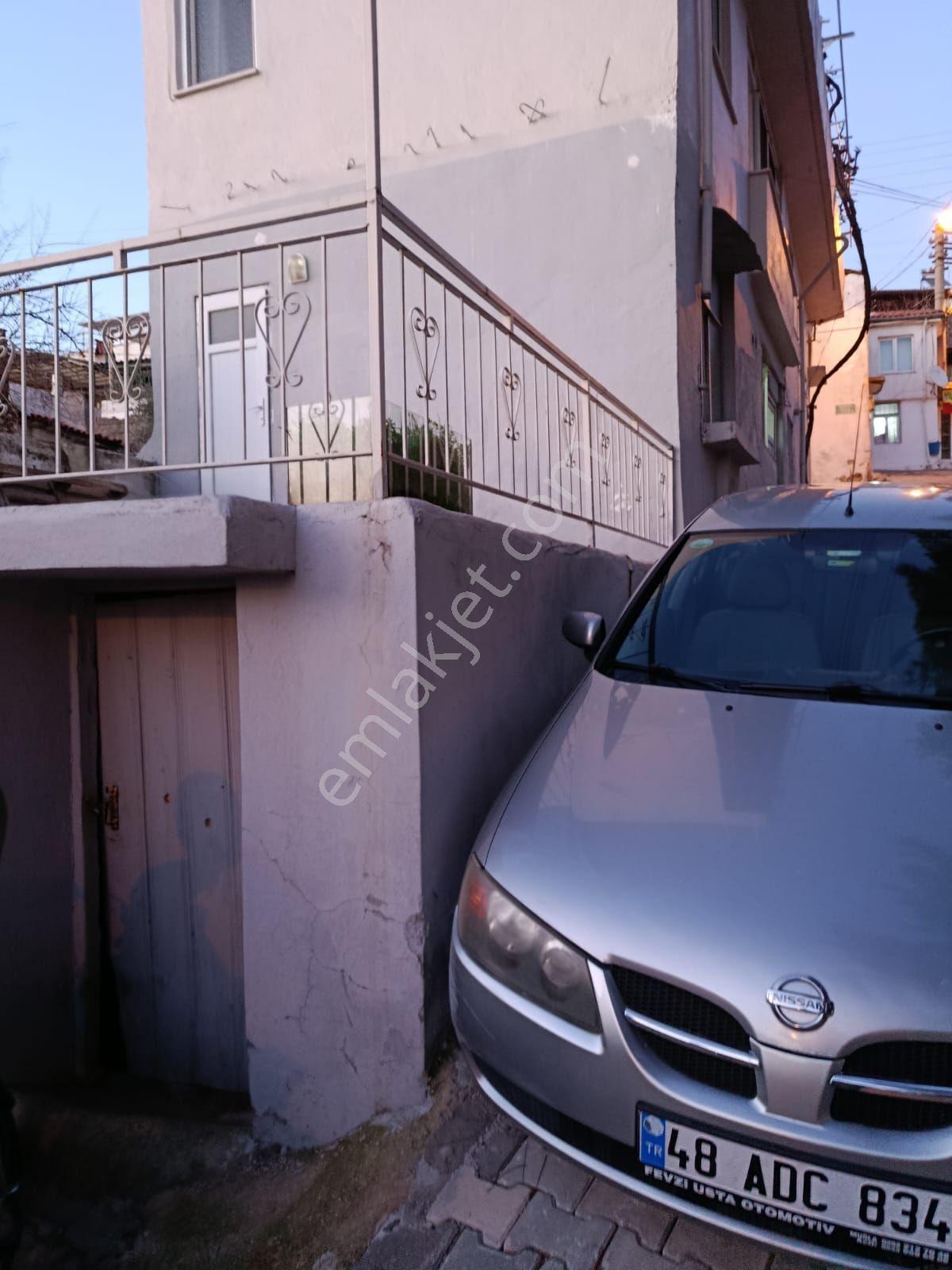 Muğla Menteşe Şahidi Camiine Sınır 1+1 Teraslı Kiralık Daire - Görsel 14