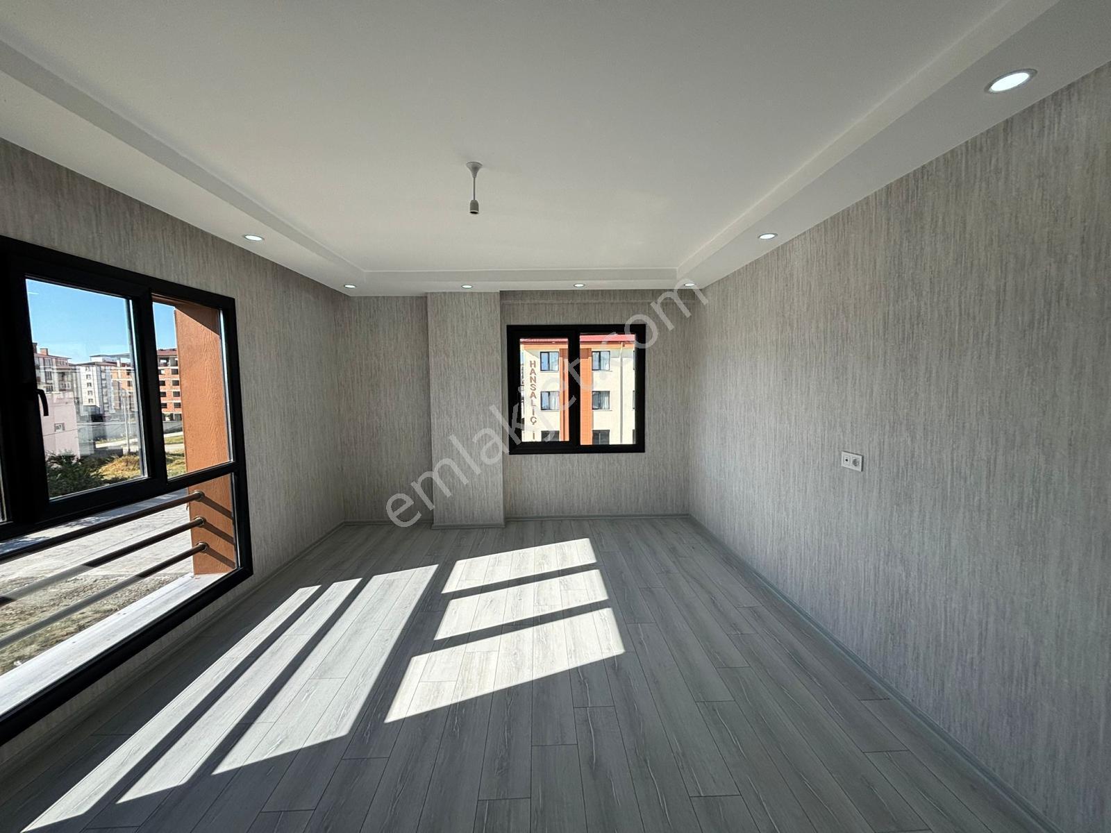 **eryıldız İnşaat**kombi**ankastre**cam Balkon**duvar Kağıdı**vestiye**fuul+fuul 3+1'ler - Görsel 17