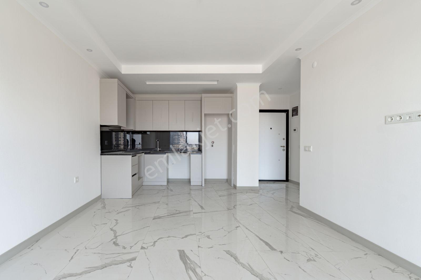 Alanya Mahmutlarda Sıfır 1+1 Oturuma Hazır Denız Manzaralı Daire - Görsel 20