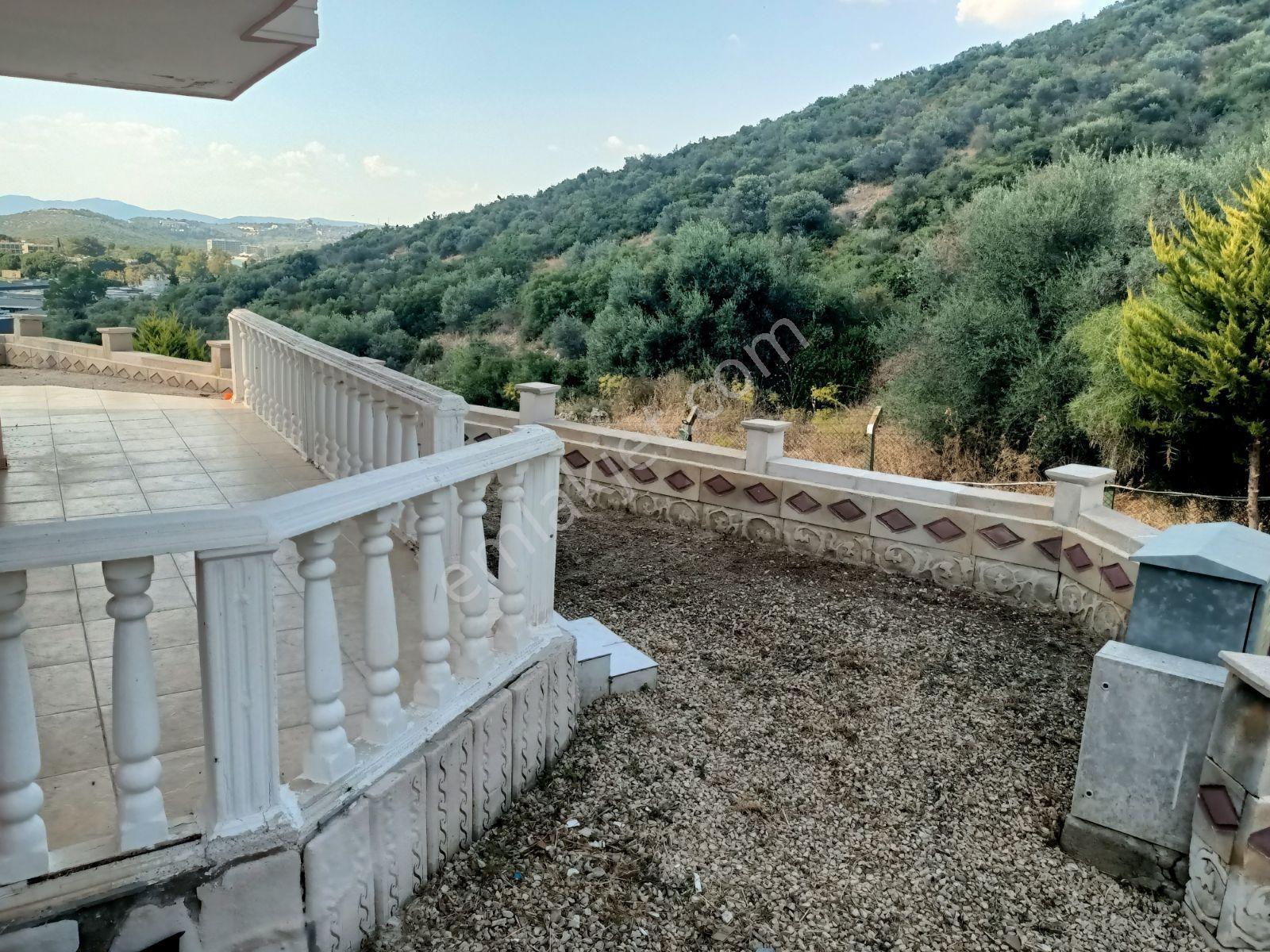 Kuştur Bölgesi Denize Yakin Havuzlu Site 3+1 Ebeveyn Banyolu - Görsel 19