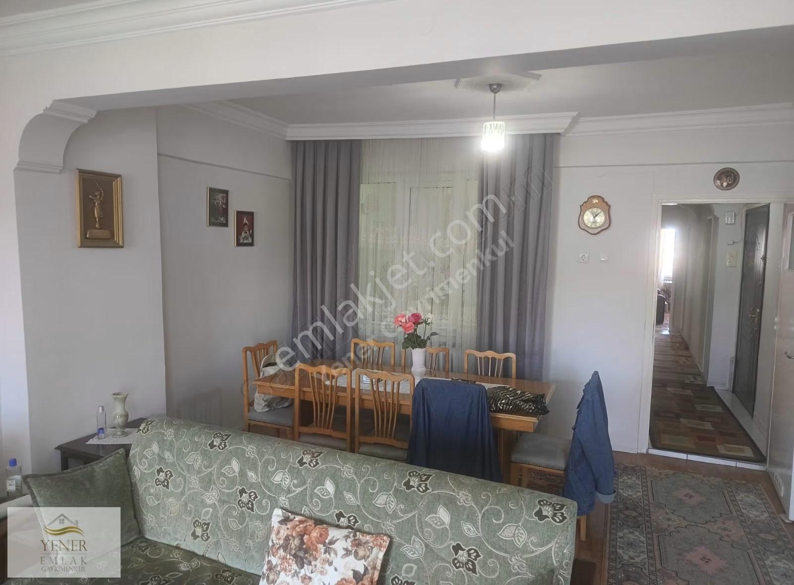 Gökmeydan Mah. Cumhuriyet Bul. Adliye Yakını Satılık 2+1 Daire