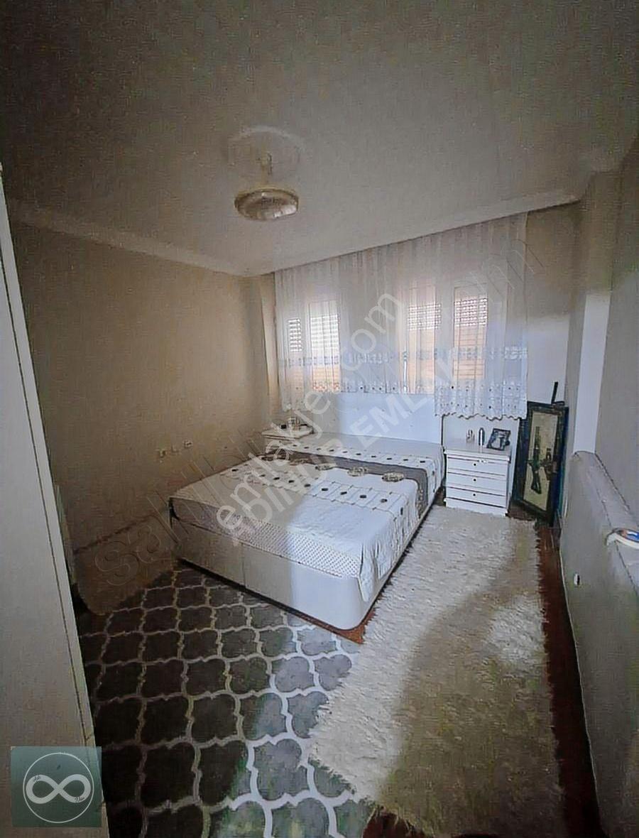 Kuşadası Guzelcamlida Geniş Bahçeli Villa - Görsel 31