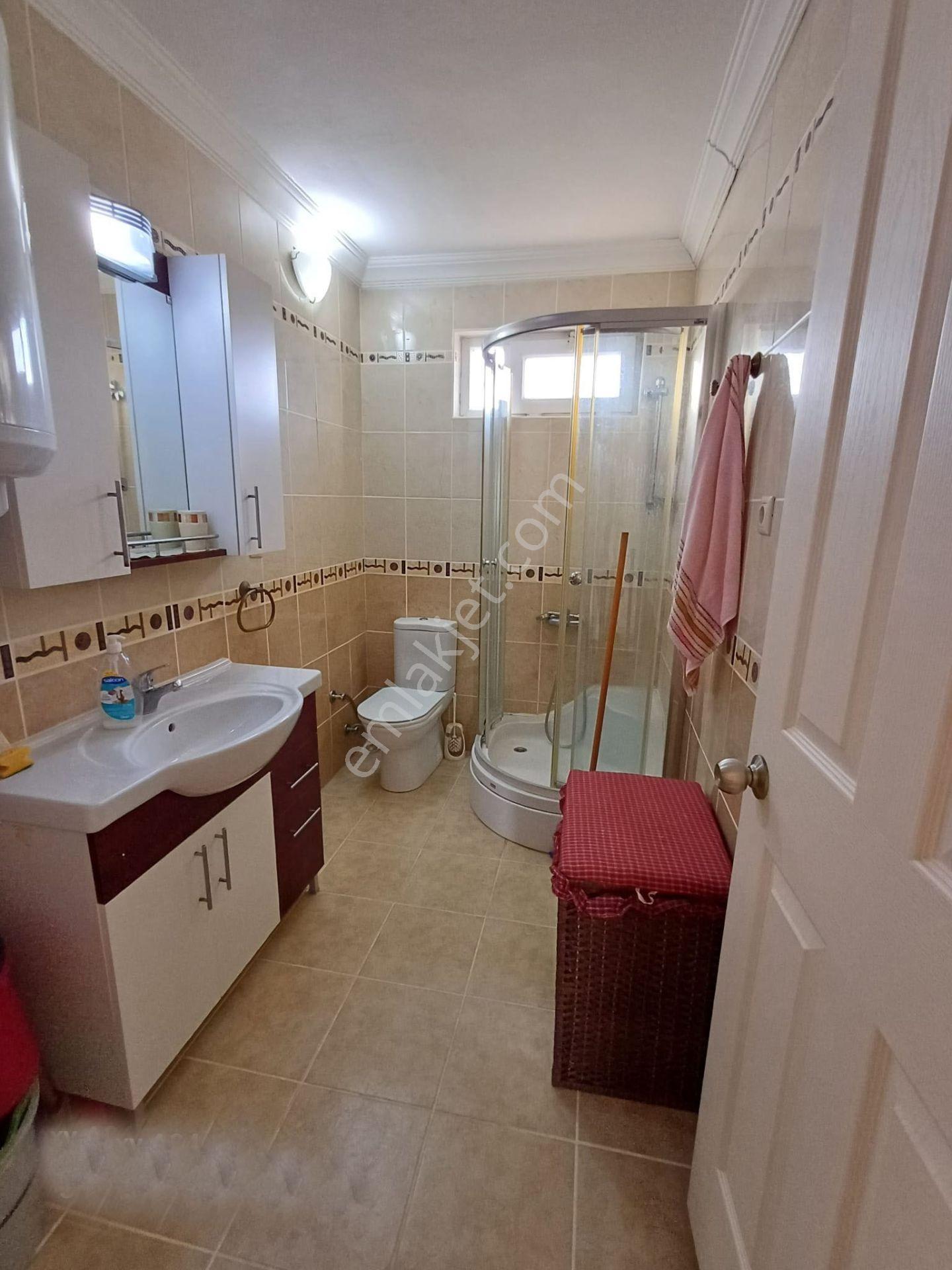 Boyalık Otel Yanı Denize Sıfır Özel Plajlı Sitede 3+1 Tripleks - Görsel 24