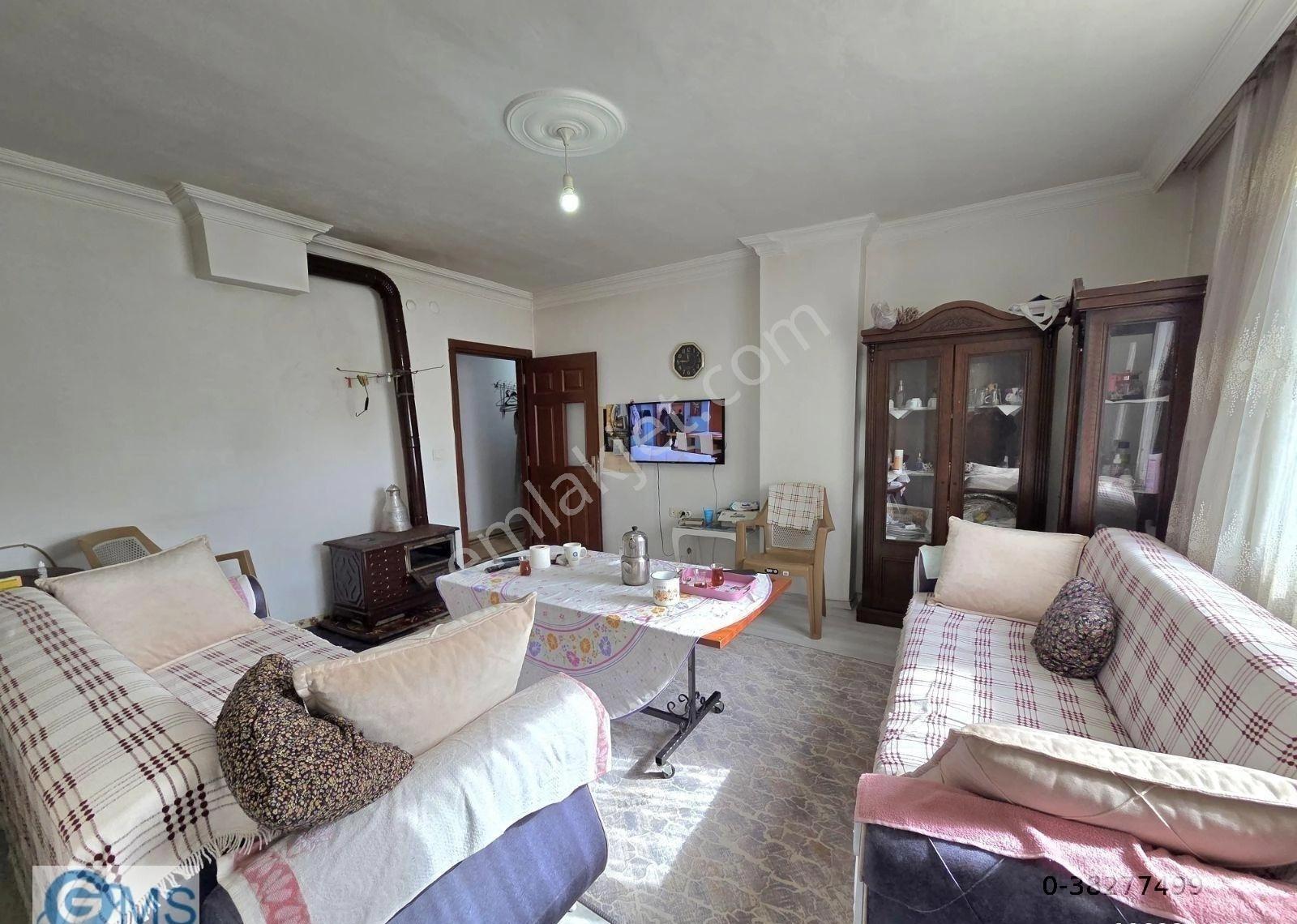 Aydoğmus Mahallesinde Yüksek Giriş 2+1 90m² Fırsat Daire - Görsel 6