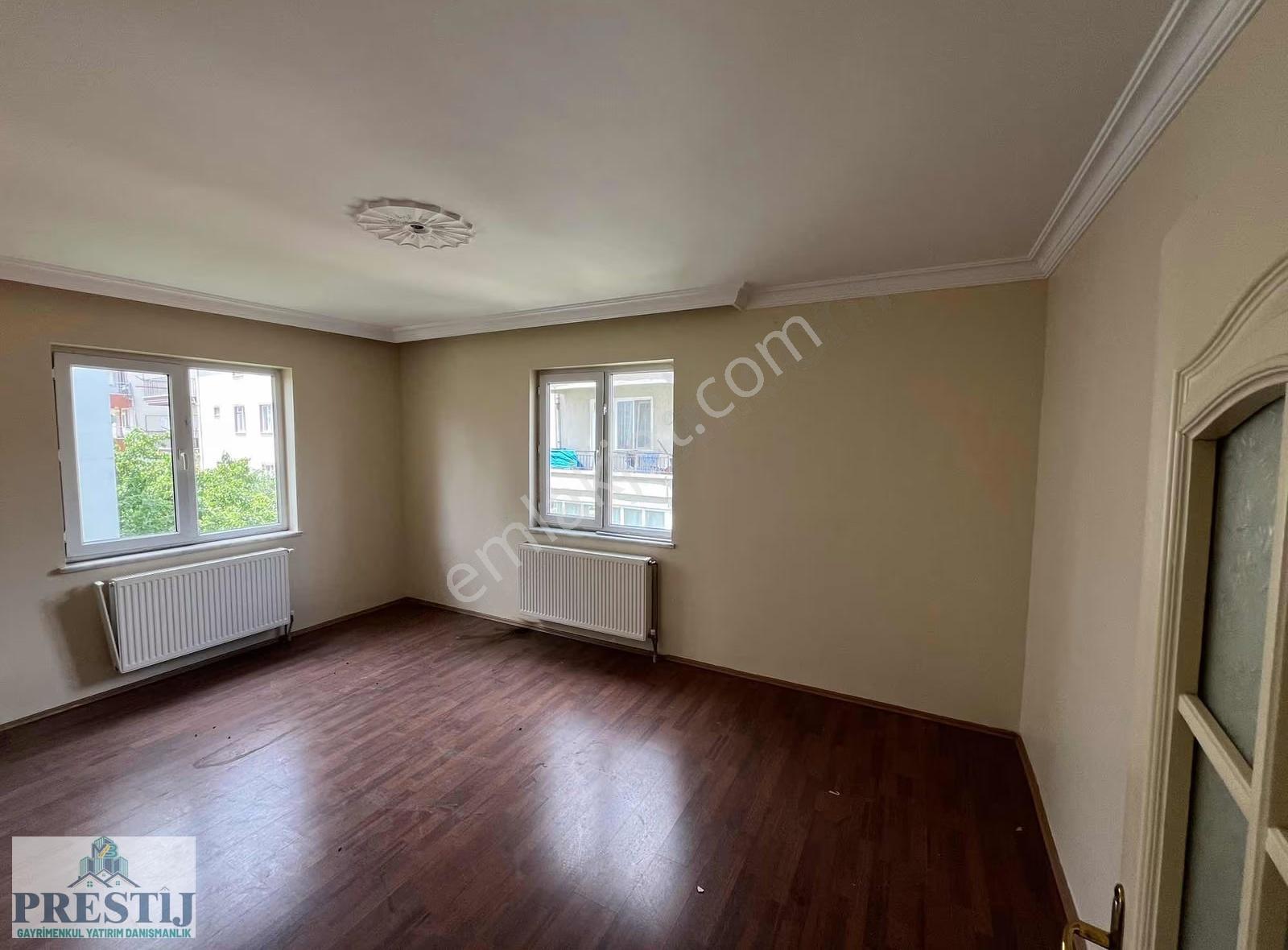 Kanlıca Mahallesinde Ebeveyn Banyolu 3+1 140 M² Satılık Daire - Görsel 7
