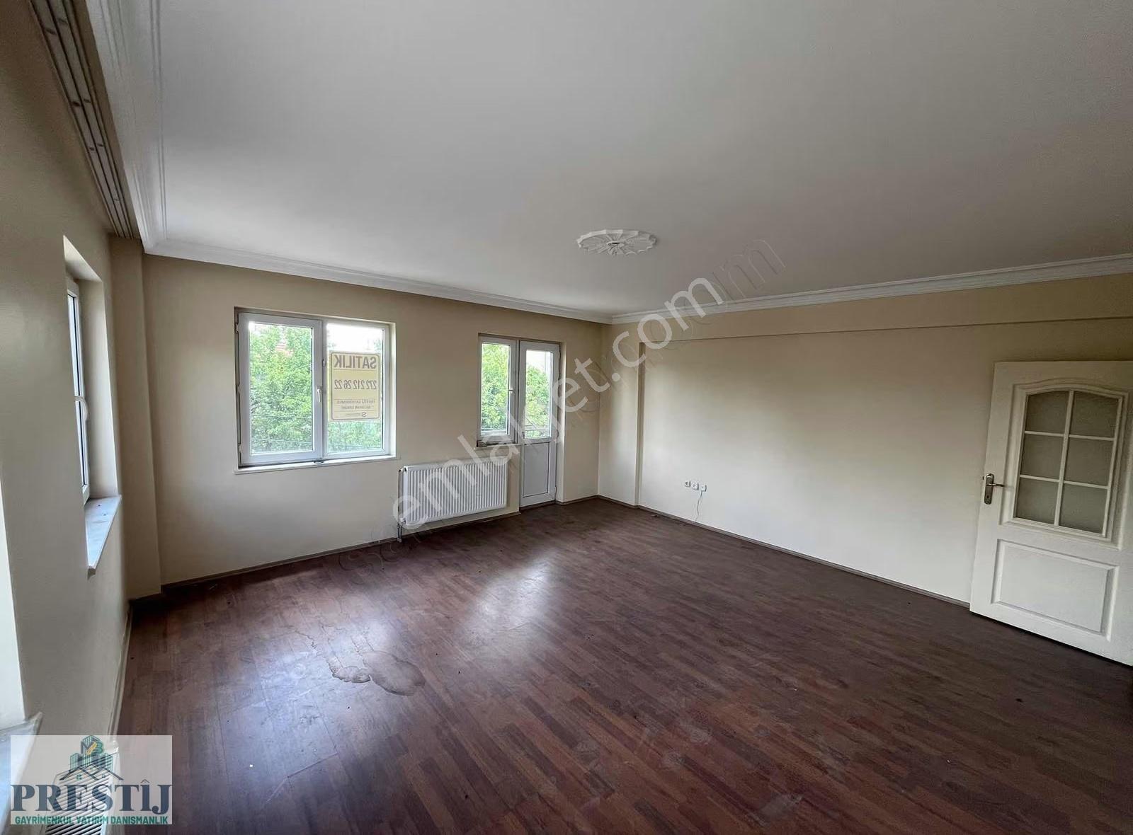 Kanlıca Mahallesinde Ebeveyn Banyolu 3+1 140 M² Satılık Daire - Görsel 21