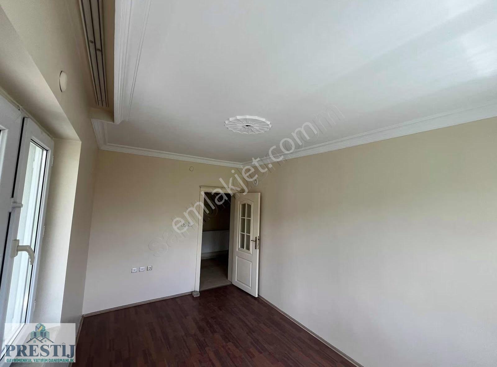 Kanlıca Mahallesinde Ebeveyn Banyolu 3+1 140 M² Satılık Daire - Görsel 22