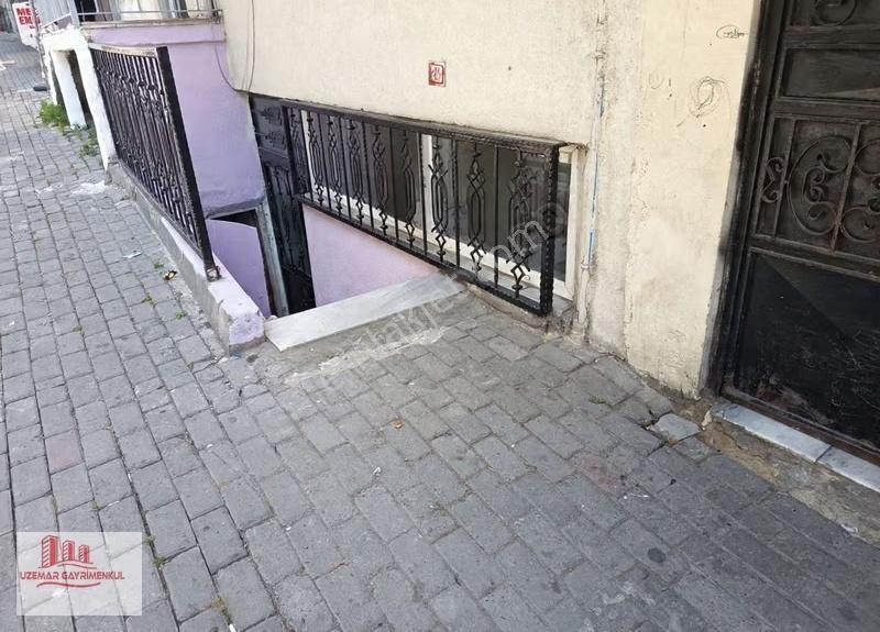 Bağcılar Demir Kapıda Kiralık 2+1 Bahçe Kat