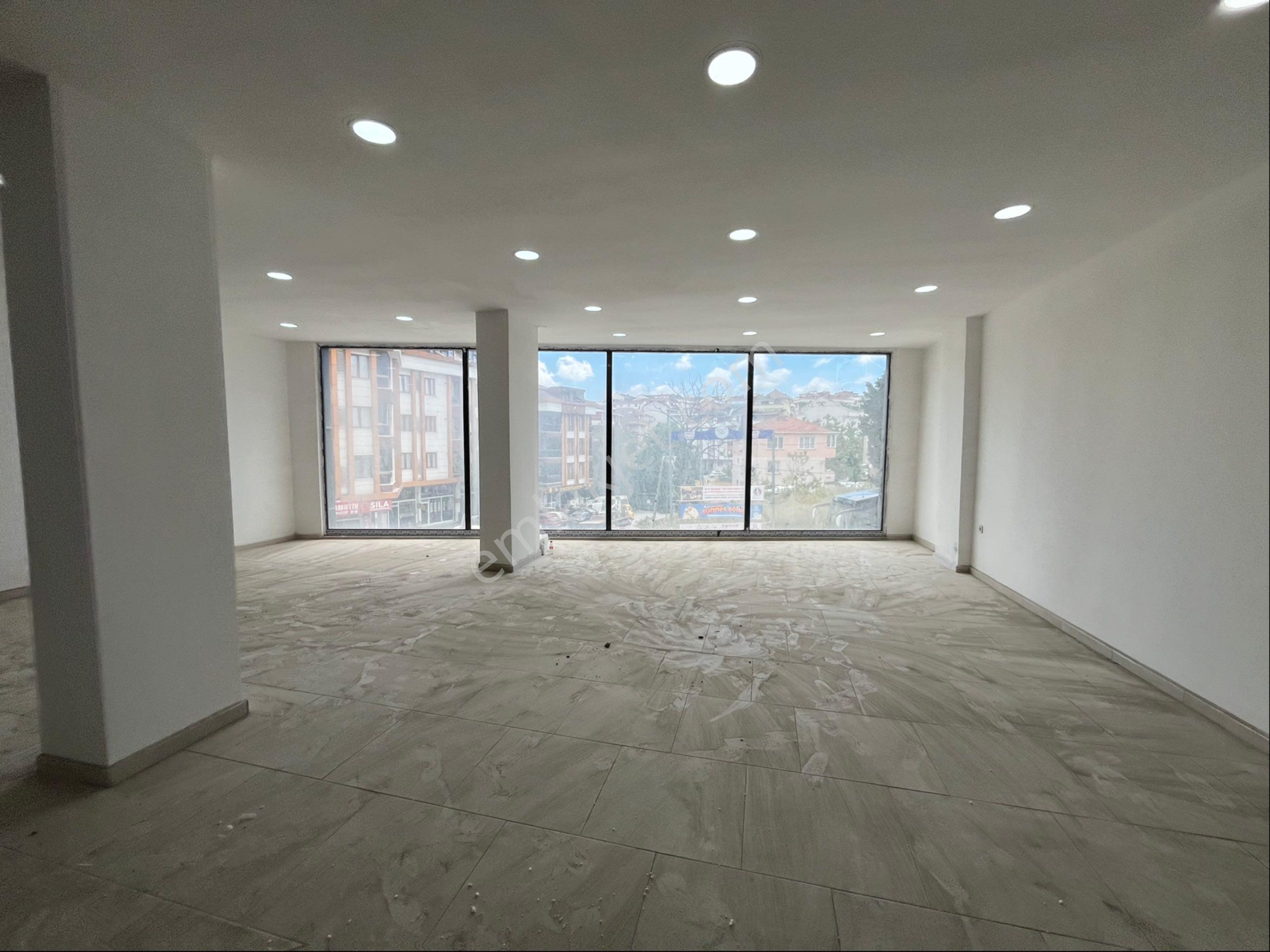 Cadde Üzerinde 350 M2 Dükkan - Görsel 10