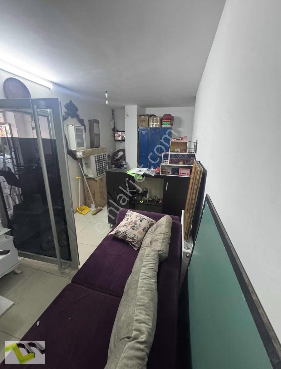 Zeymak Yapı'dan Belediye Dibinde Satılık Hazır Kiracılı Dükkan - Görsel 4