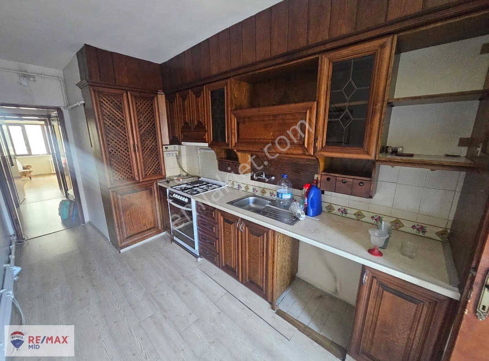 Remax Mıd 'den - Çarşı Merkezde 3+1 Arakat Asansörlü Satılık - Görsel 17