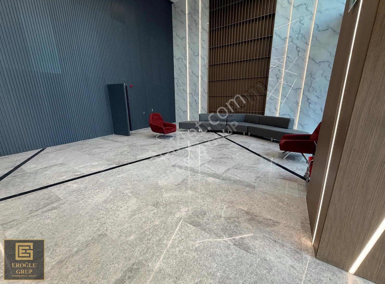 Eroğlu Grup'tan Metafor Ankara'da Manzaralı Kiralık Ofis - Görsel 11