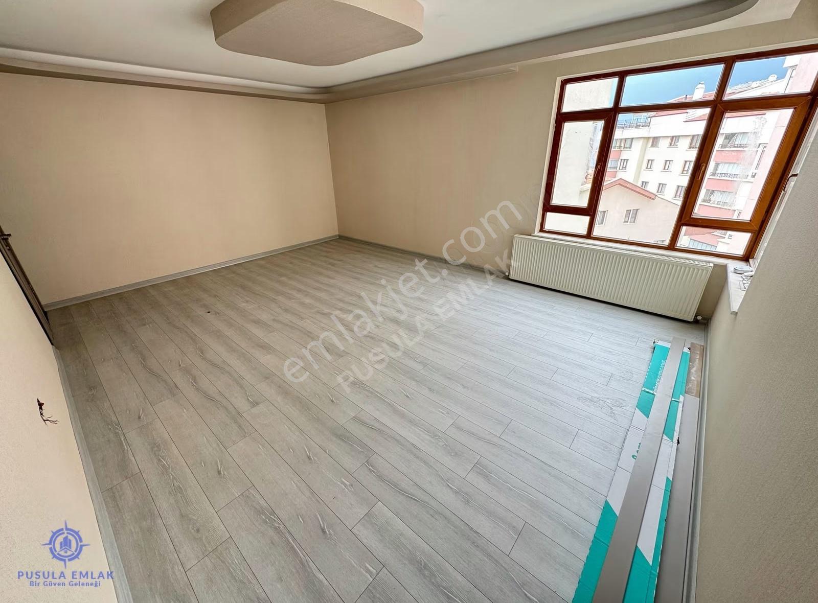 Ｐｕｓｕｌａ 'ｄａｎ Ful Yapılı Konya Yoluna Cephe Asansörlü 4+1 Daire - Görsel 23
