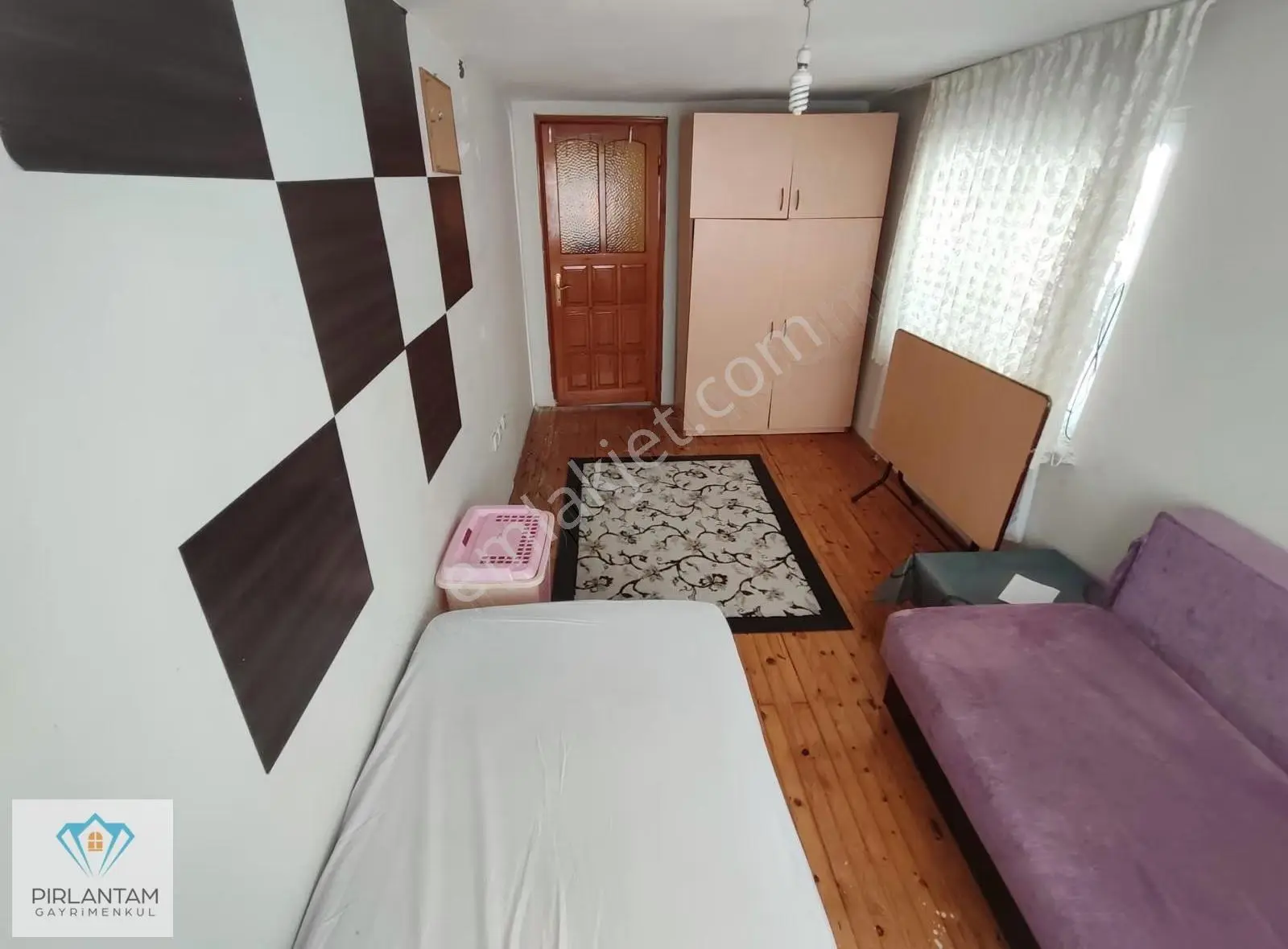 Merkezi Konumda Abonelikler Açık 1+1 Eşyalı Daire - Görsel 5