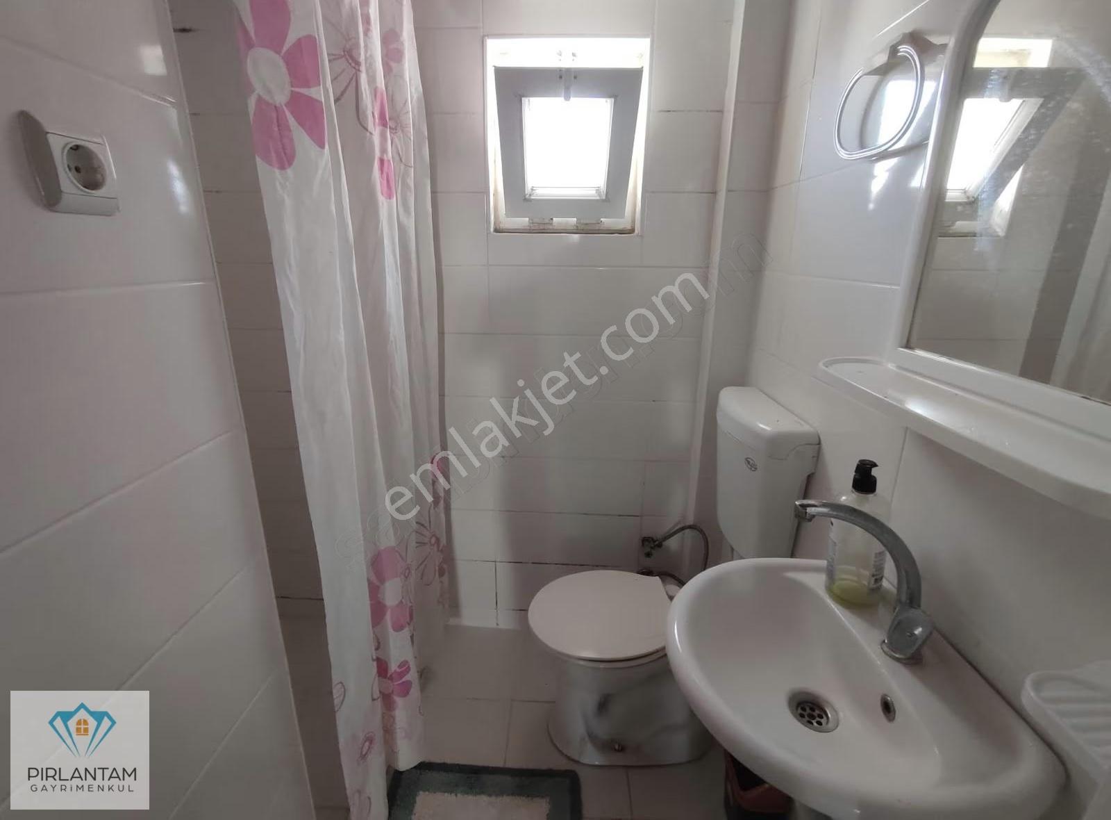 Merkezi Konumda Abonelikler Açık 1+1 Eşyalı Daire - Görsel 12