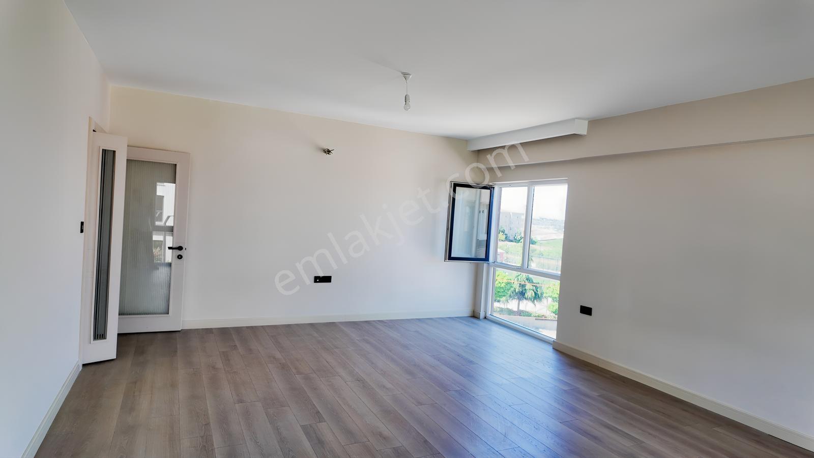 Kayaşehir Elvora Villa Sitesinde Kiralık 3+1 Sıfır Daire - Görsel 26