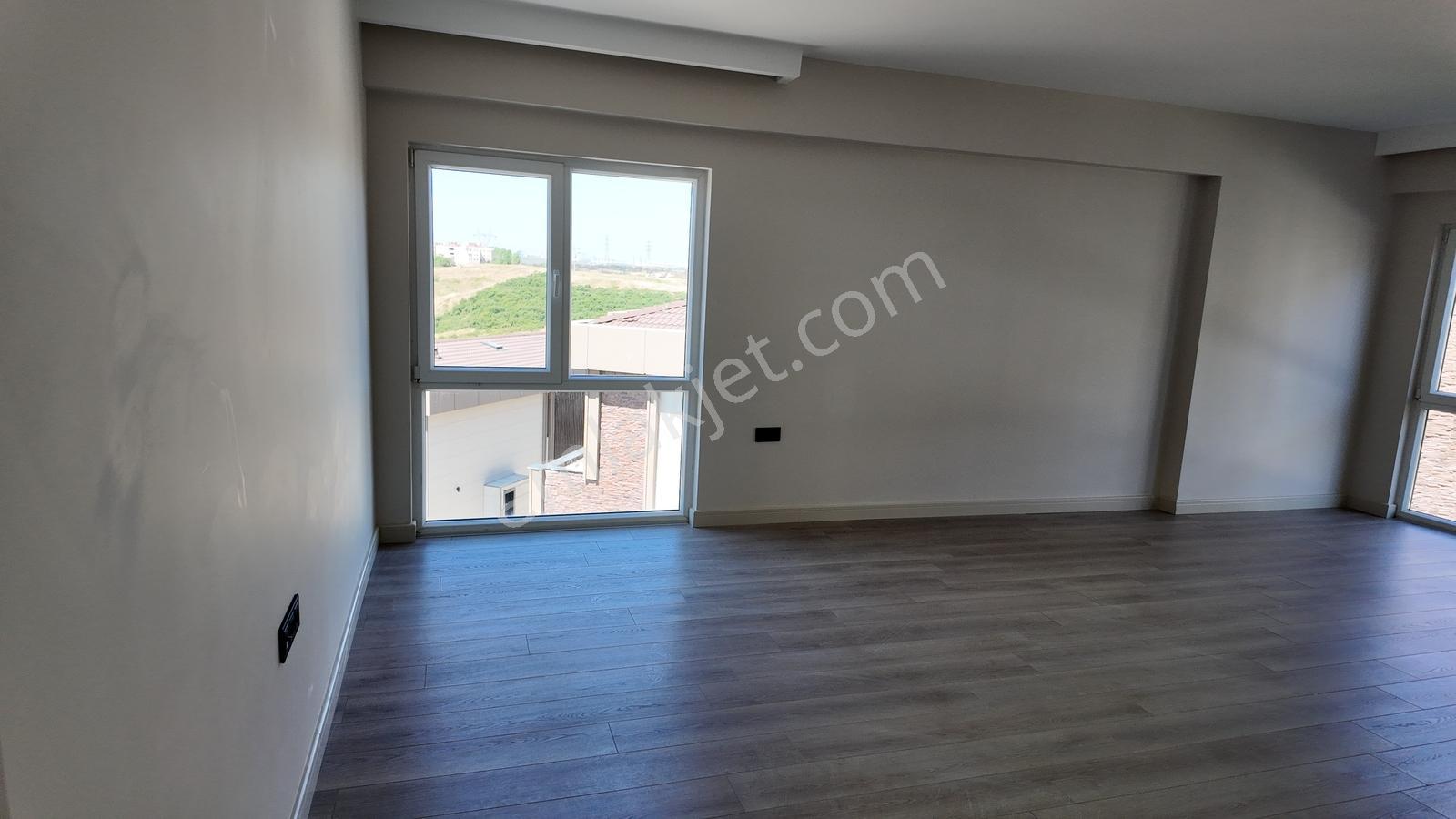 Kayaşehir Elvora Villa Sitesinde Kiralık 3+1 Sıfır Daire - Görsel 29