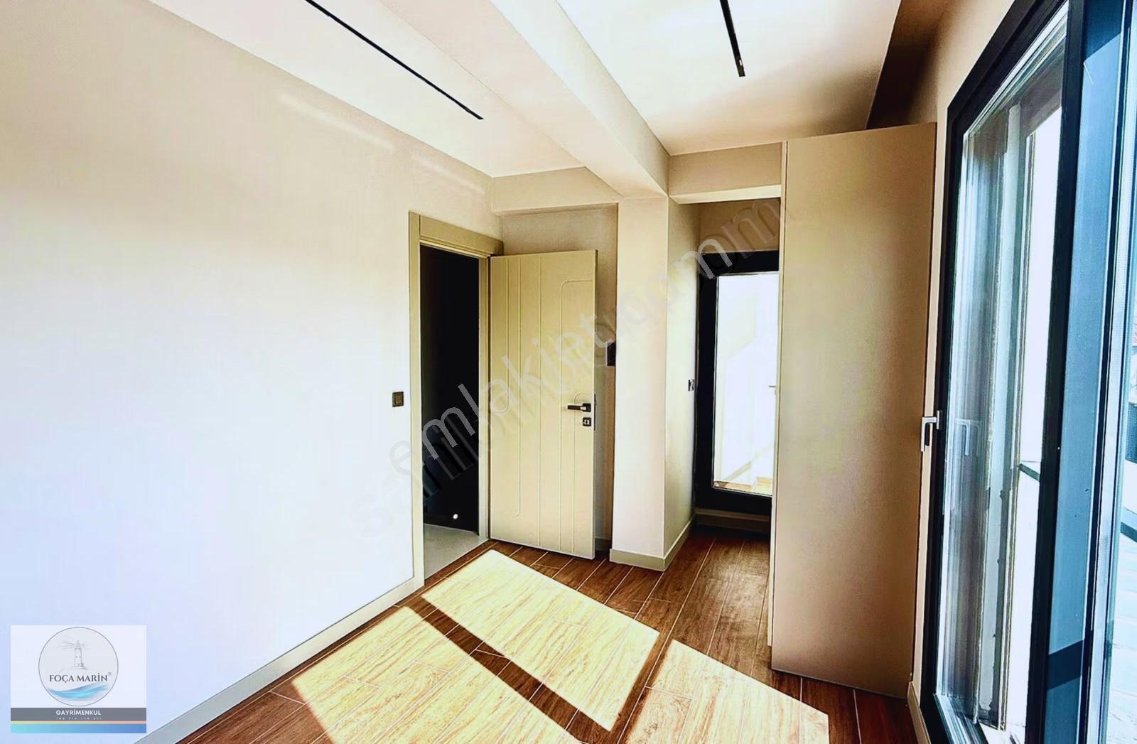Foça Ilıpınar Merkezde Butik Site İçinde Kiralık 2+1 Villa - Görsel 23
