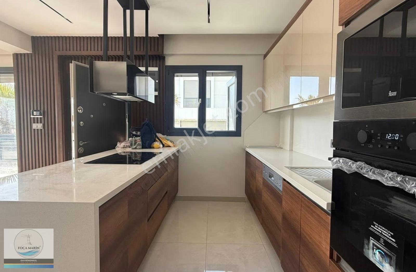 Foça Ilıpınar Merkezde Butik Site İçinde Kiralık 2+1 Villa - Görsel 7