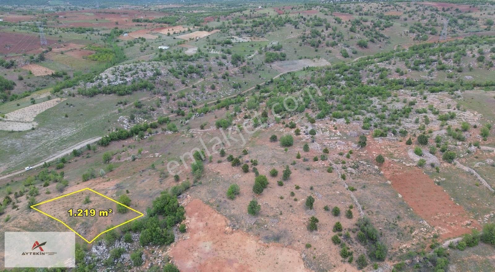 Bozkır Hamzalar Mahallesi'nde 1.219 M² Müstakil Tapulu Bağ - Görsel 2
