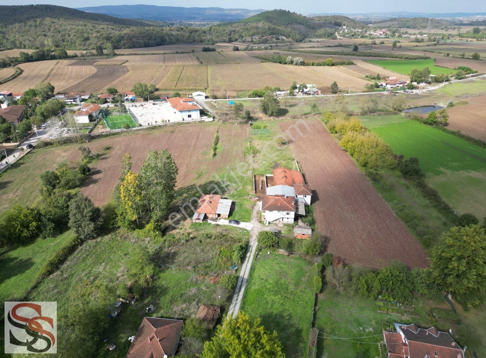 Söğütlü Akarca 3.830 M² Yatırımlık Konut İmarlı Arsa Ve Tarla - Görsel 10