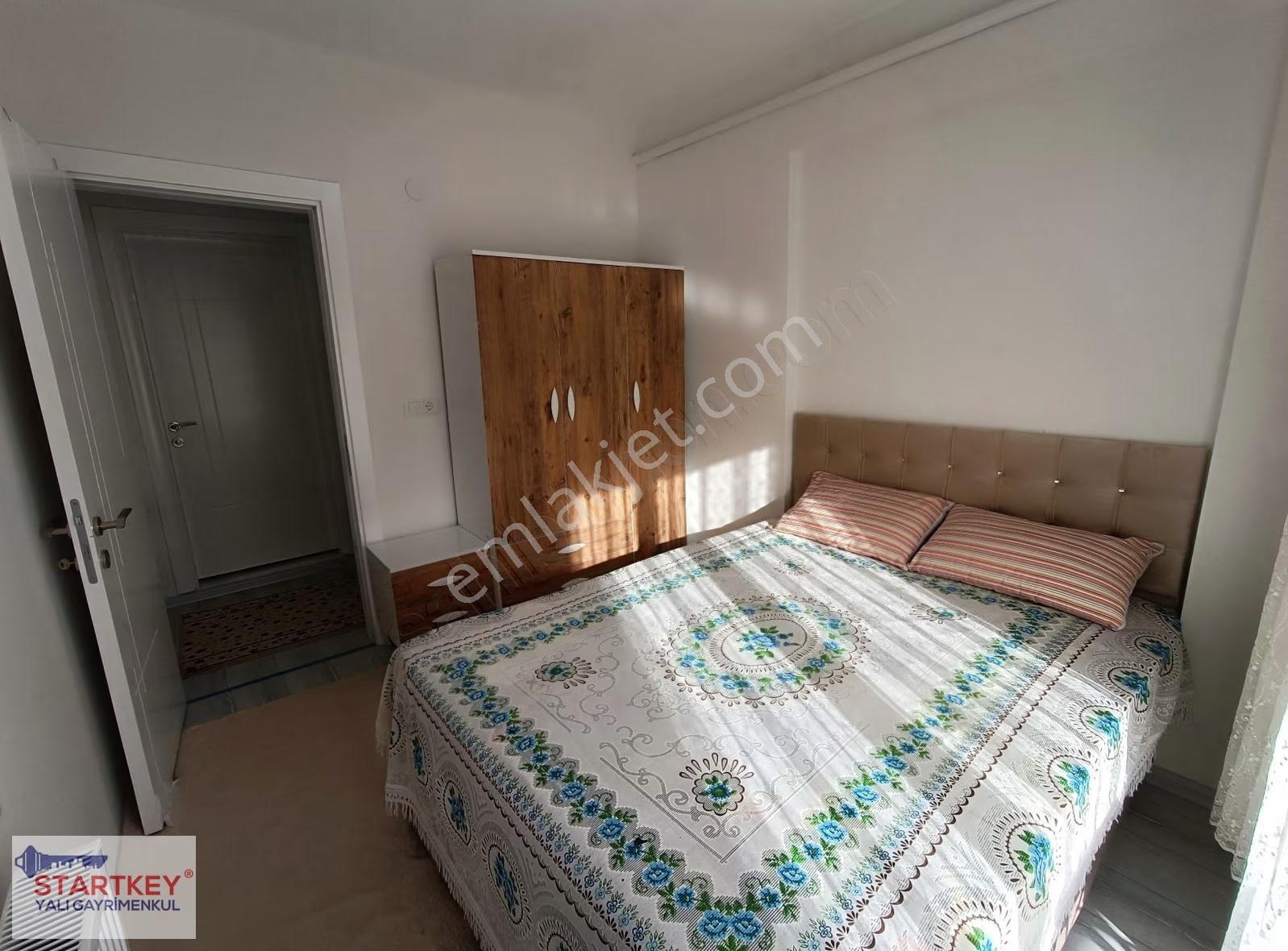 Çiğli Uğur Mumcu Balkonlu Ara Kat Eşyalı Satılık 1+1 Daire - Görsel 2