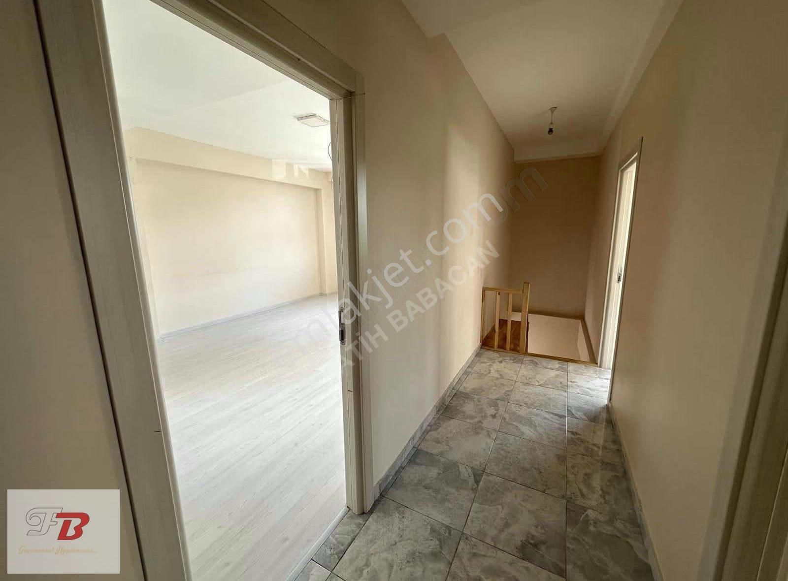 Arnavutköy Haraççı Da Akça Sokak Ta Kiralık 2 + 2 Ters Dubleks - Görsel 14