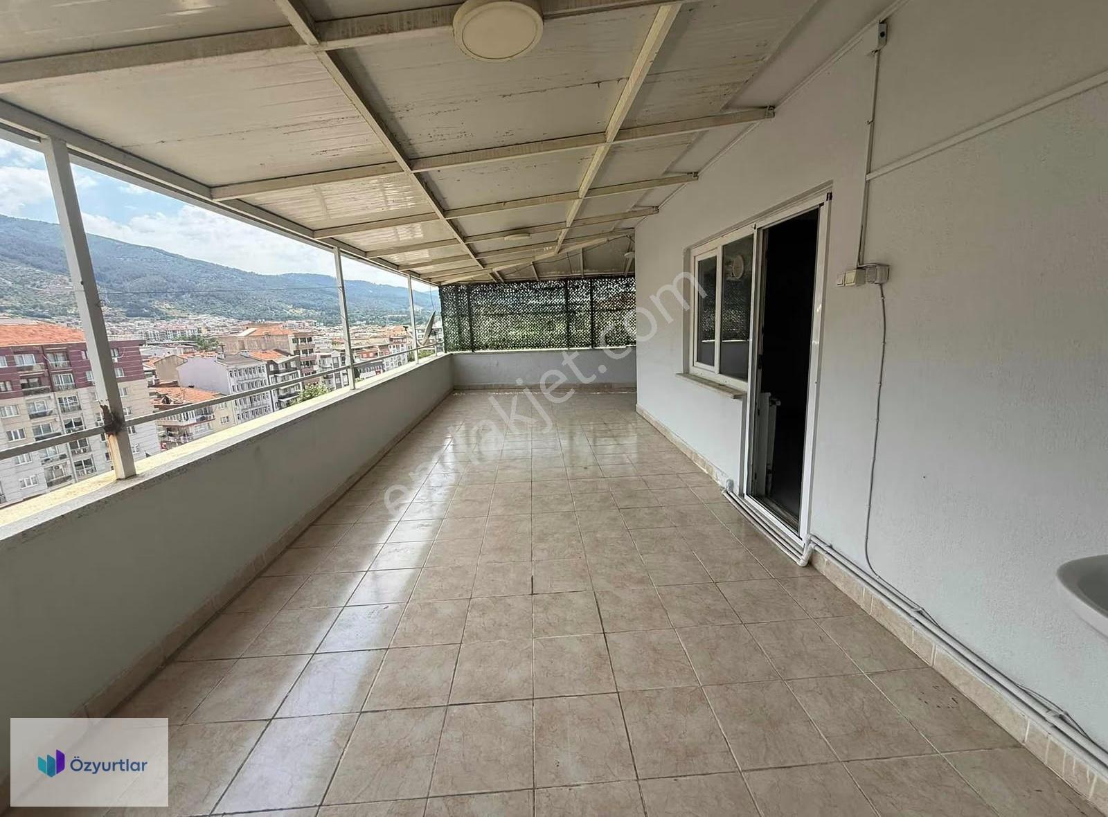 Özyurtlar'dan Yeni Mahalle'de Sürat Yolu Üzeri Asansörlü Kiralık - Görsel 2